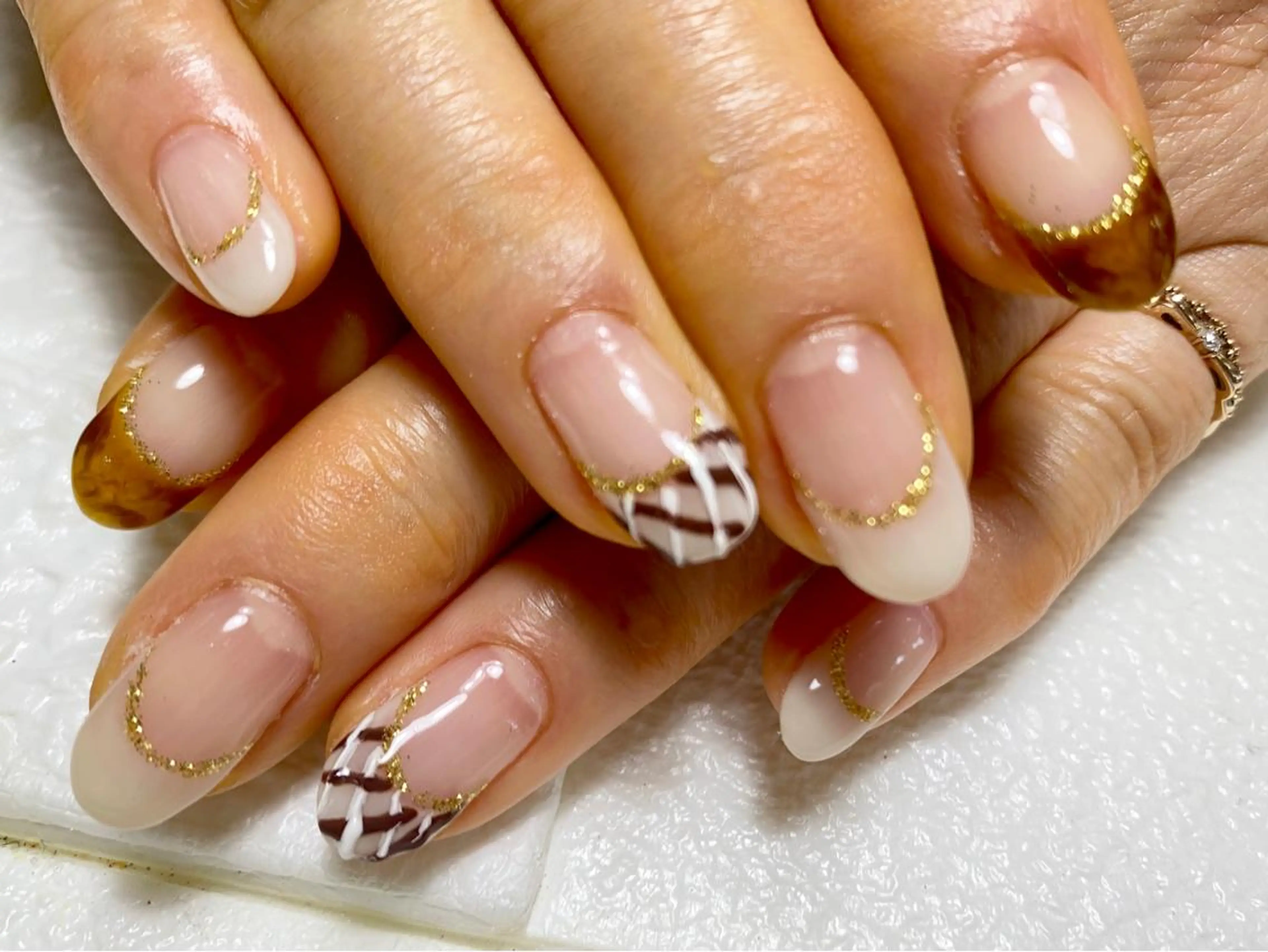 ネイル フレンチネイル バレンタイン ハンドネイル リラネイル所属・福田 美代子のネイルデザイン