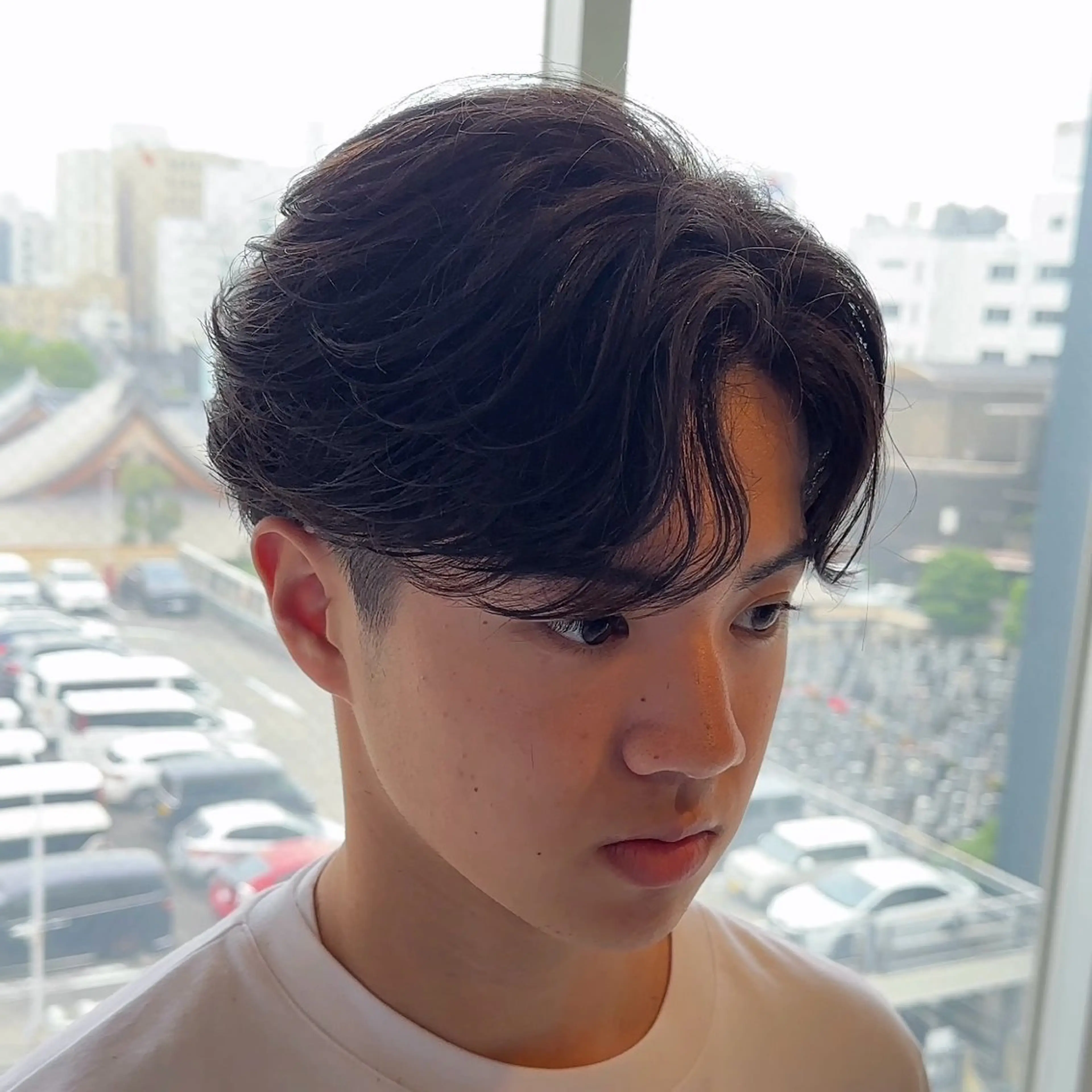 ショート メンズ フェザーパーマ メンズパーマ メンズパーマ職人 イケガヤのヘアスタイル