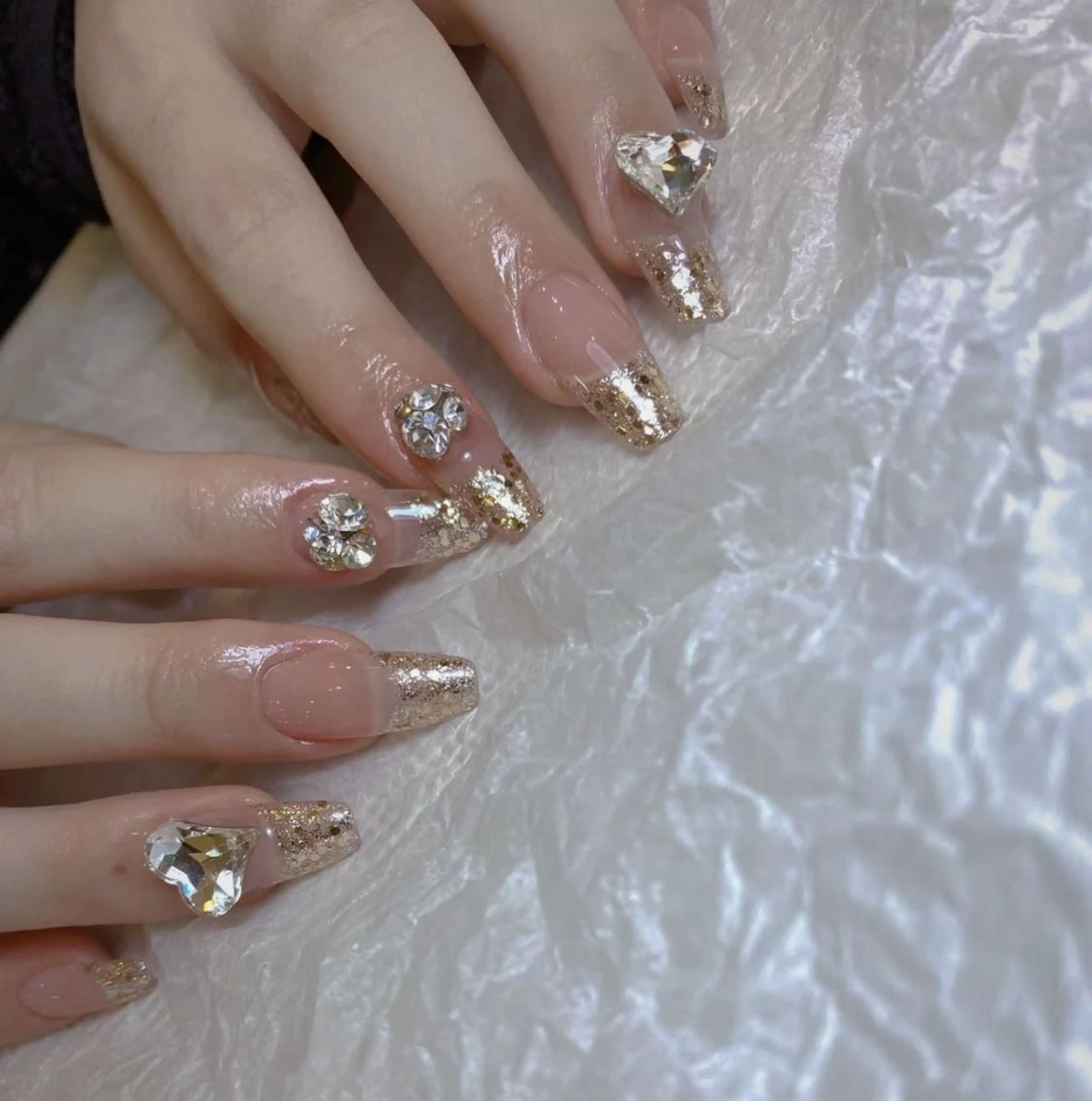 ネイル アートネイル 長さ出し ネイルチップ Queens momoのネイルデザイン