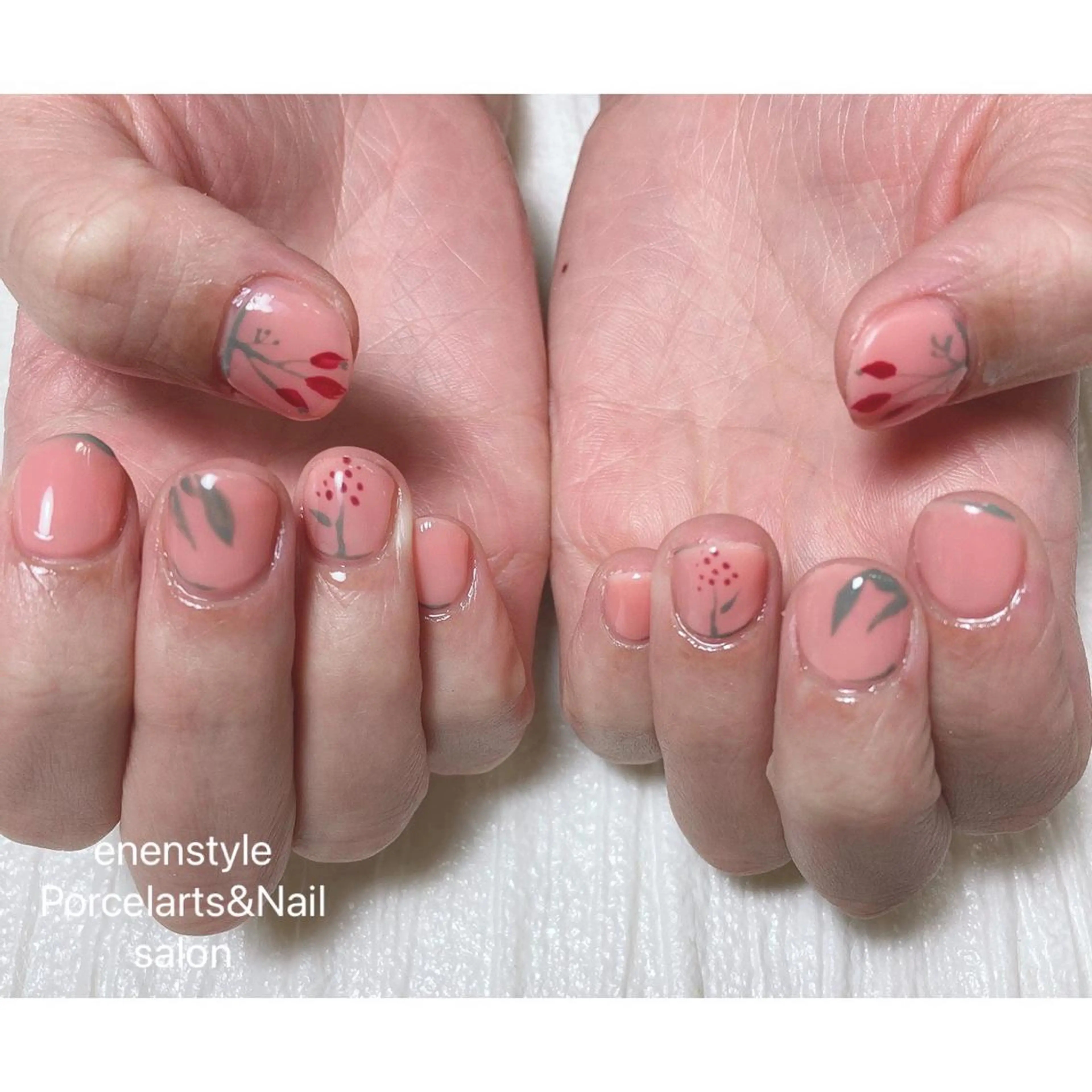 ミディアム ネイル ハンドネイル 👑enen style👑のネイルデザイン