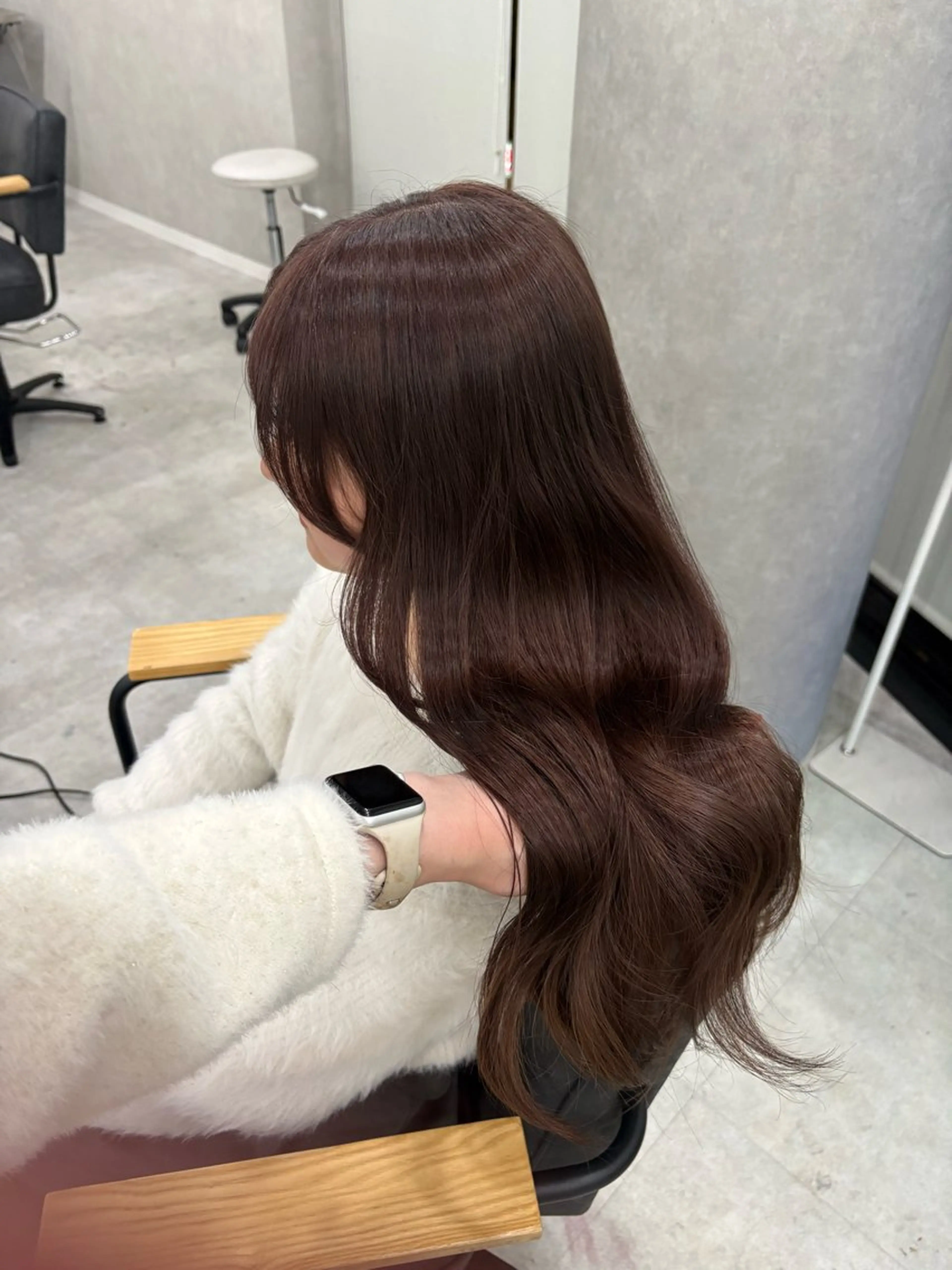 ロング カラー ブラウンカラー ピンクカラー ピンクブラウン カット ヘアカラー 盛れる顔まわり✨🎀 レイヤー別所好葉のヘアスタイル