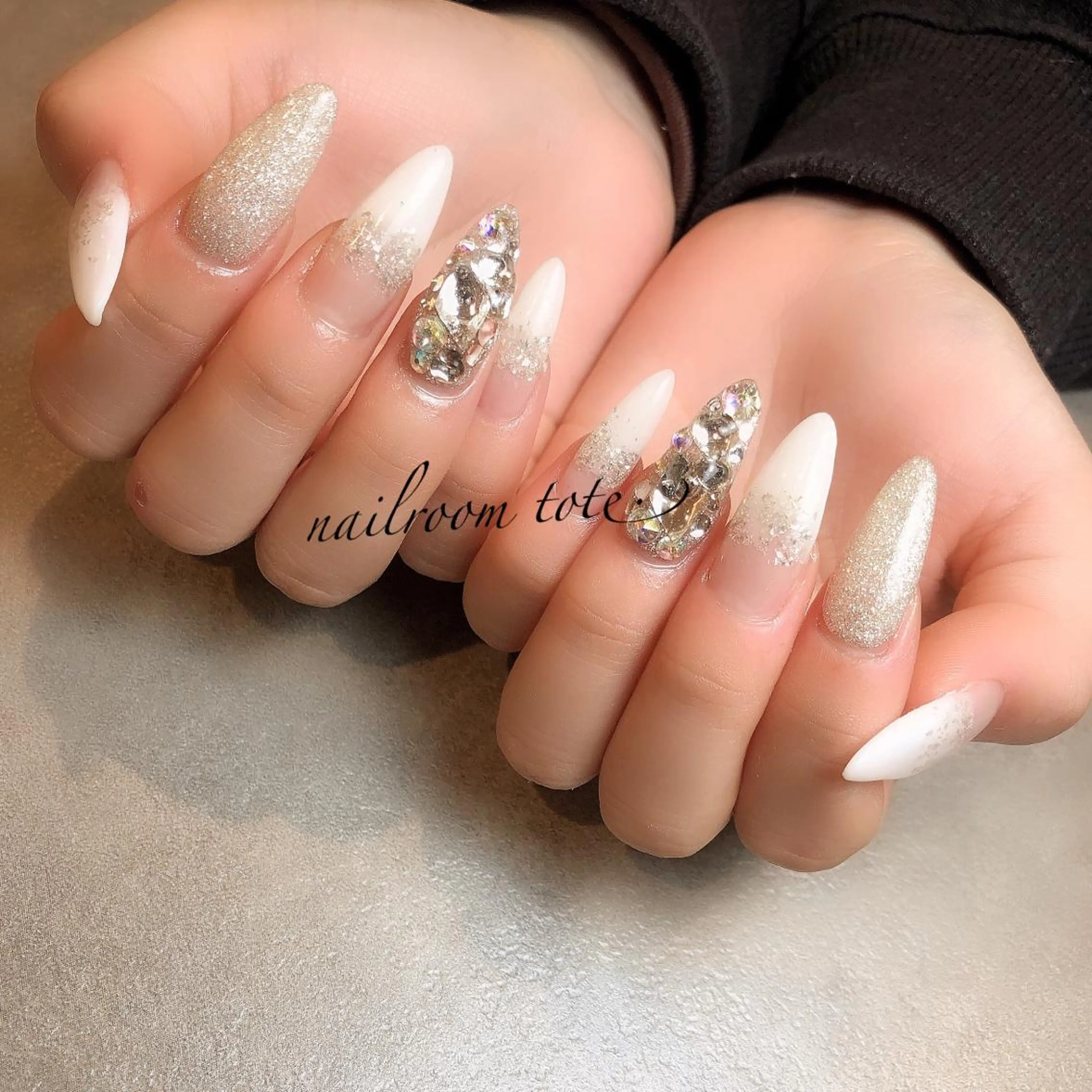 ネイル nailstudio ′ecole所属・nailstudio ′ecoleのネイルデザイン