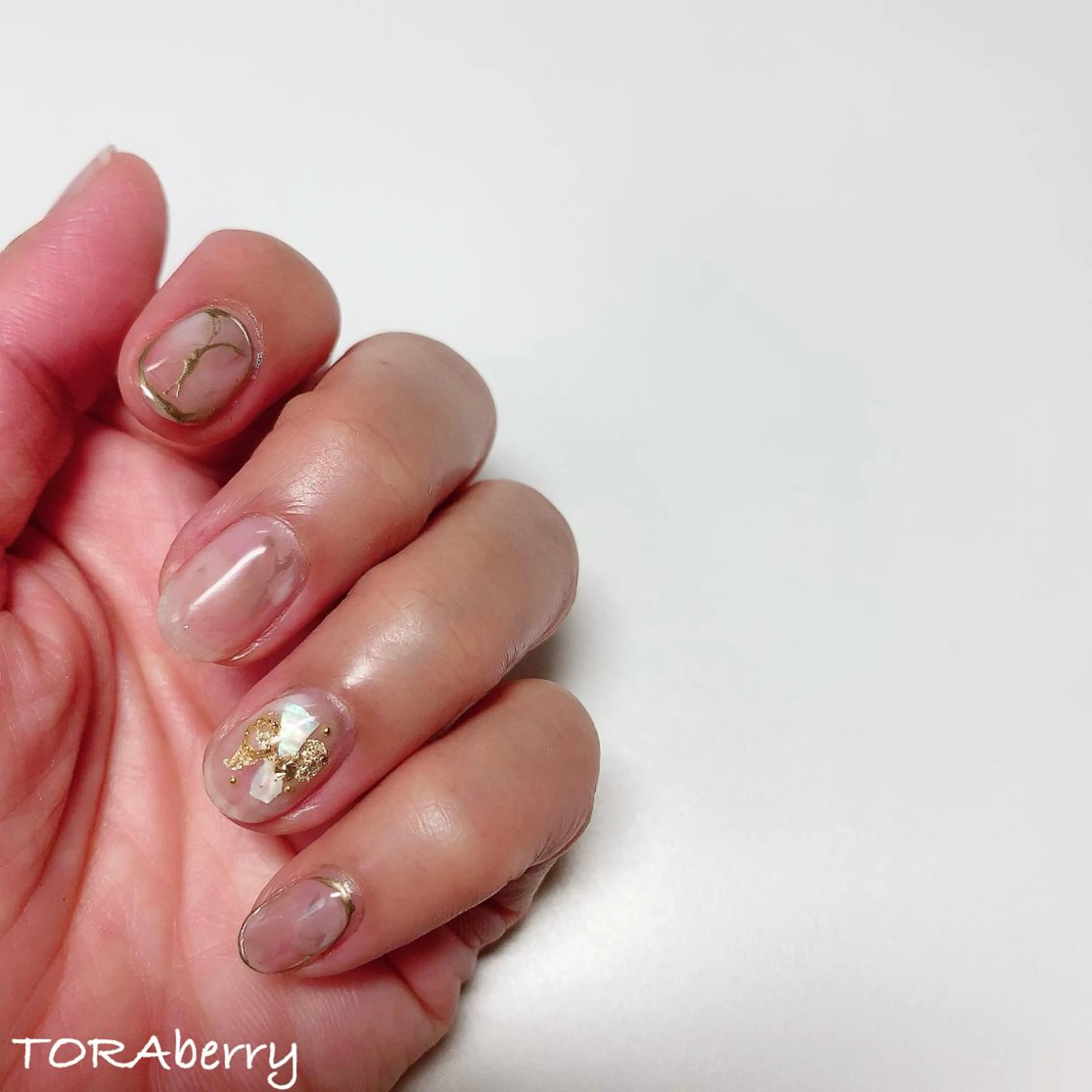 ネイル ニュアンスネイル ハンドネイル ネイリスト なつみのネイルデザイン