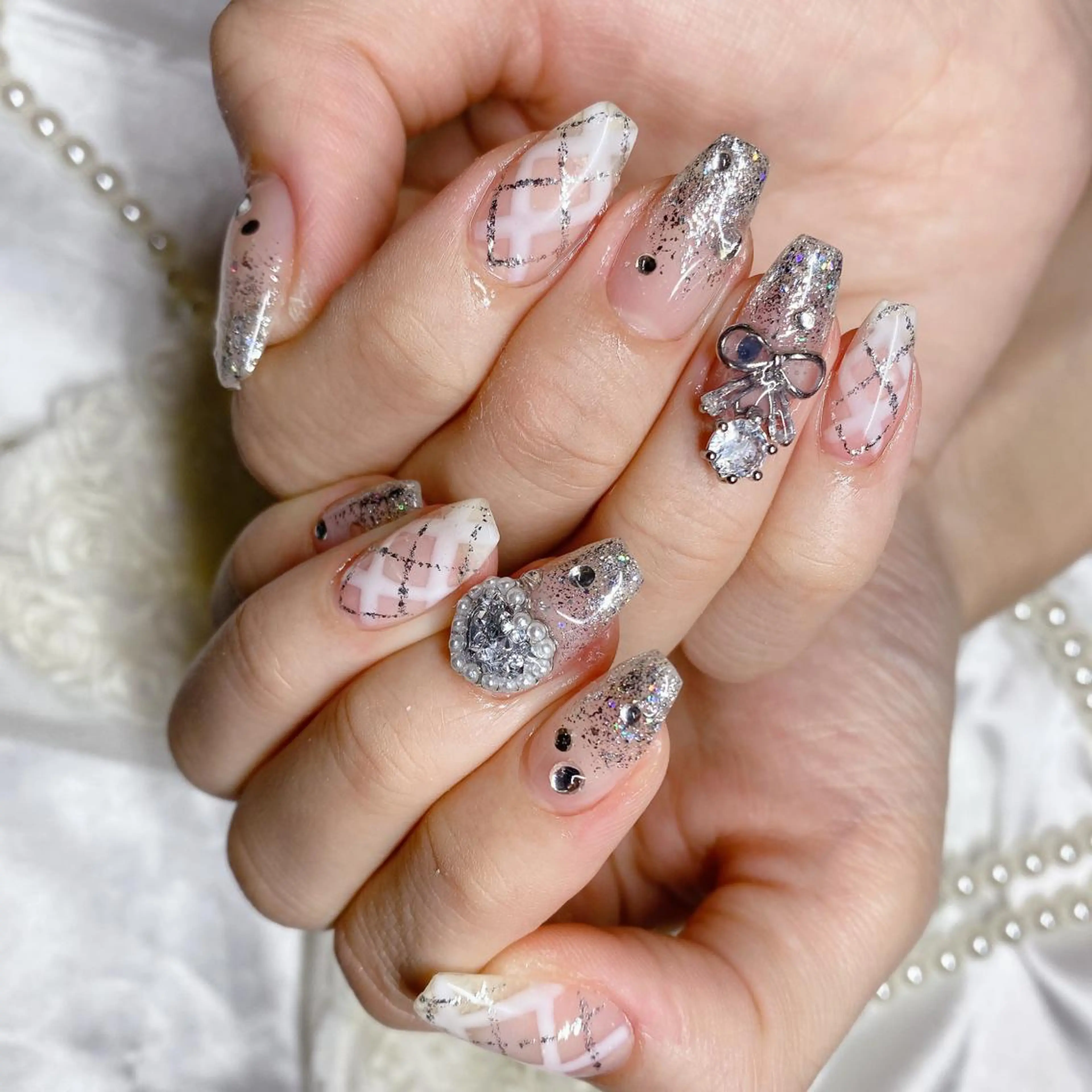 ネイル ネイルサロン 9Carats神田のネイルデザイン