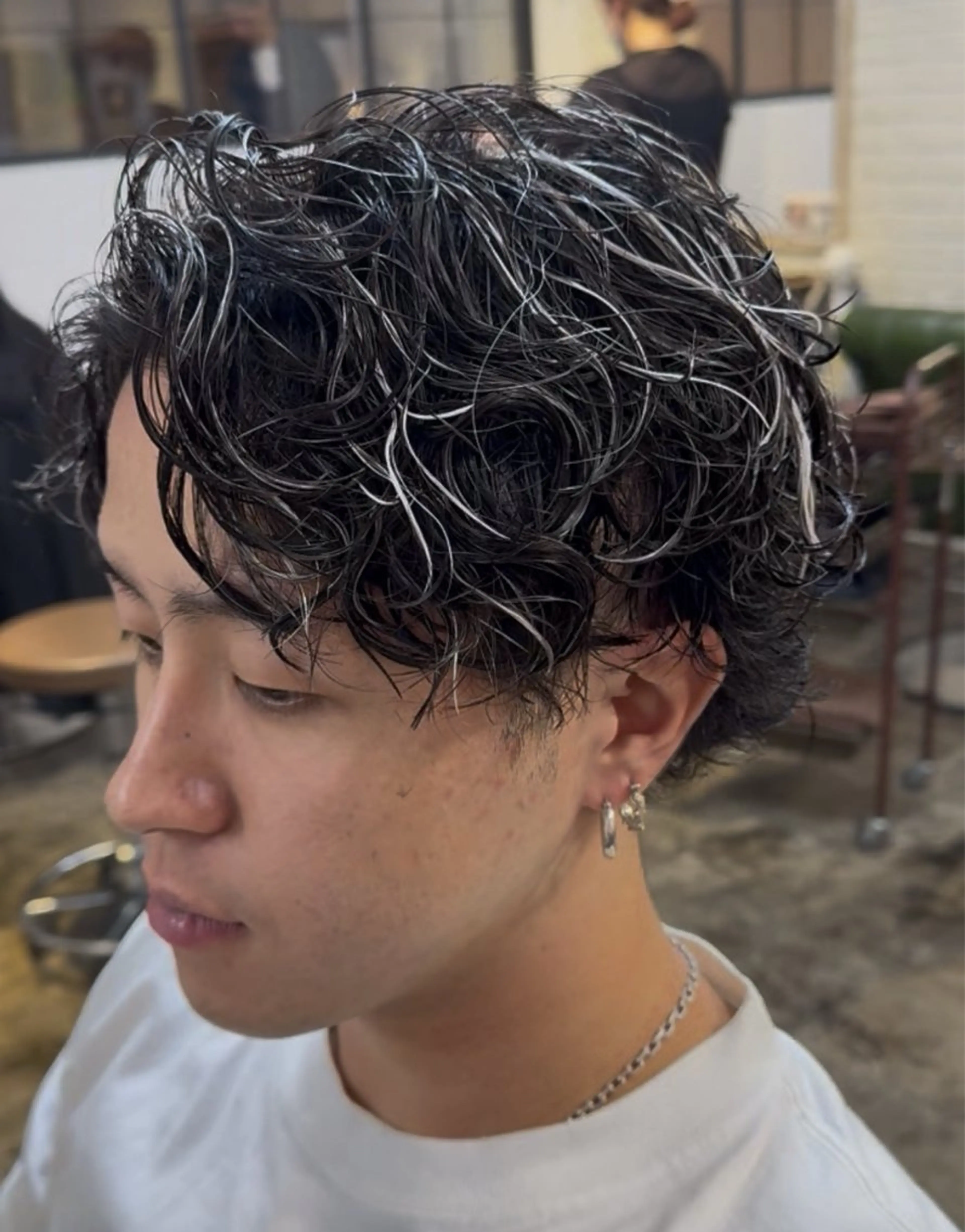 ミディアム カラー ハイライトカラー メッシュ ハイライト カット ヘアカラー 髪質改善サロン Liko🌟のヘアスタイル