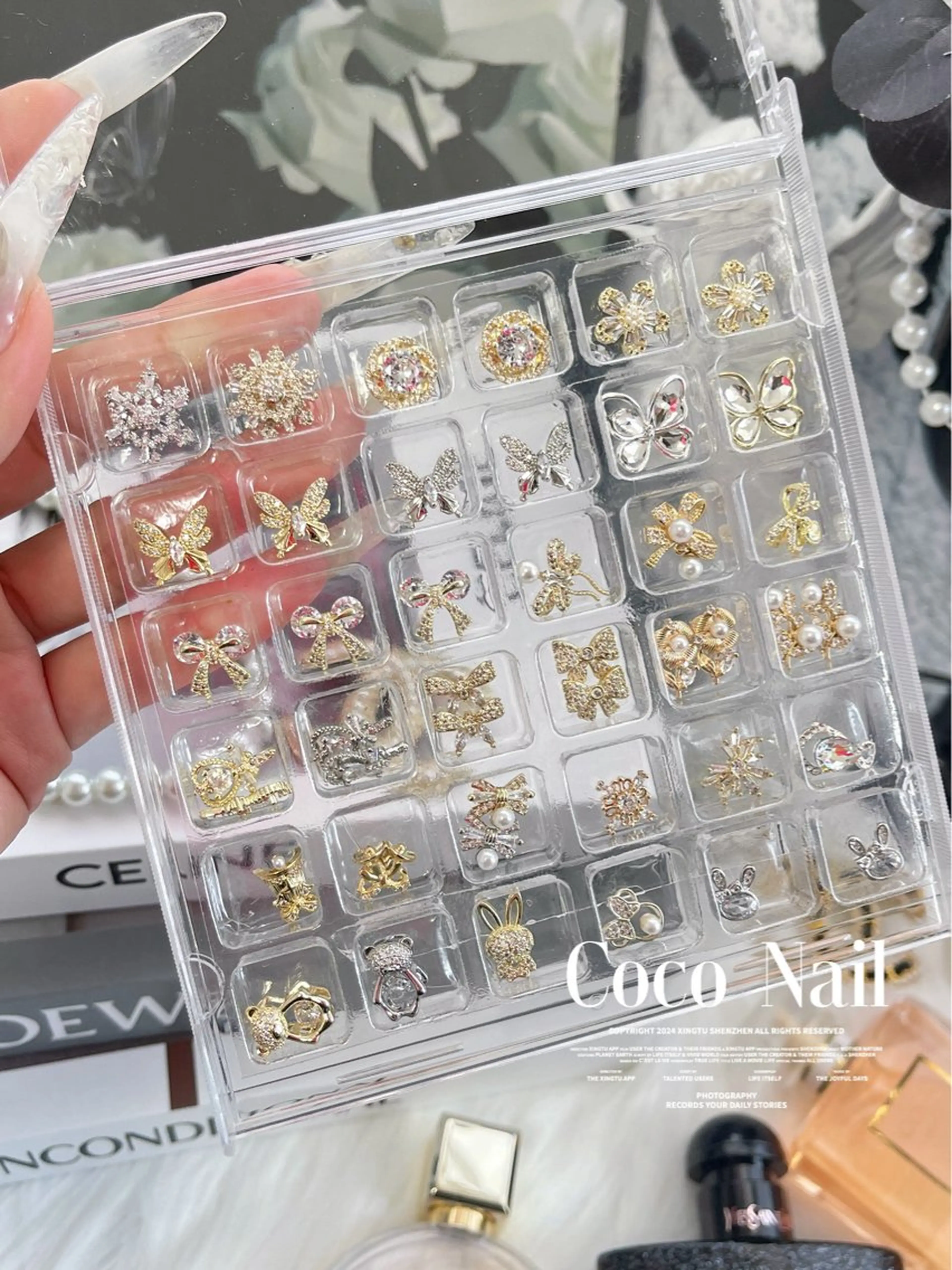 ネイル ストーンネイル Nail Studio 331のネイルデザイン