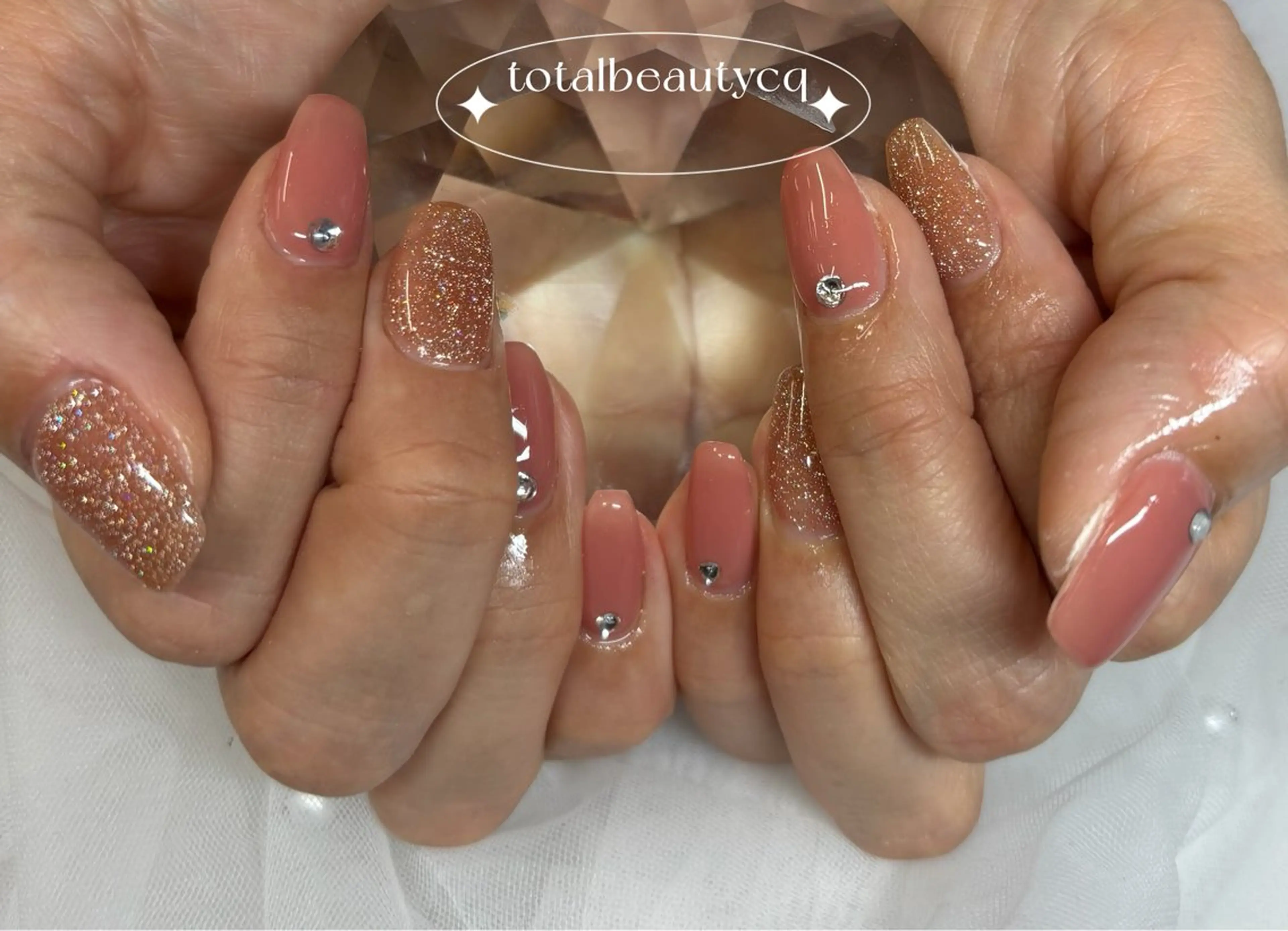 ネイル ハンドネイル トータルビューティー CQのネイルデザイン