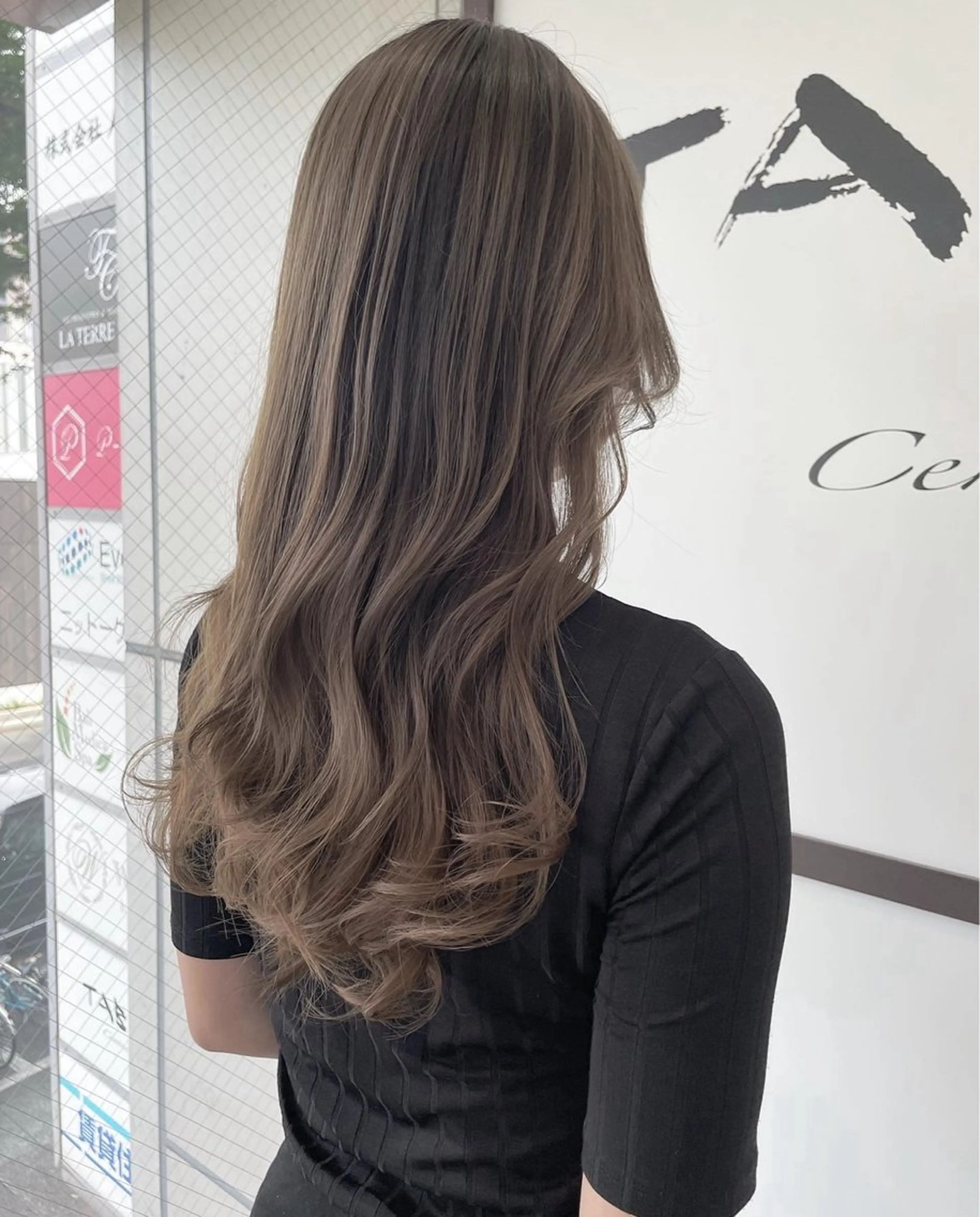 ロング カラー ブリーチ ダブルカラー ブリーチなしカラー ヘアカラー トリートメント 河合秀明/ショート /ボブ/レイヤーのヘアスタイル