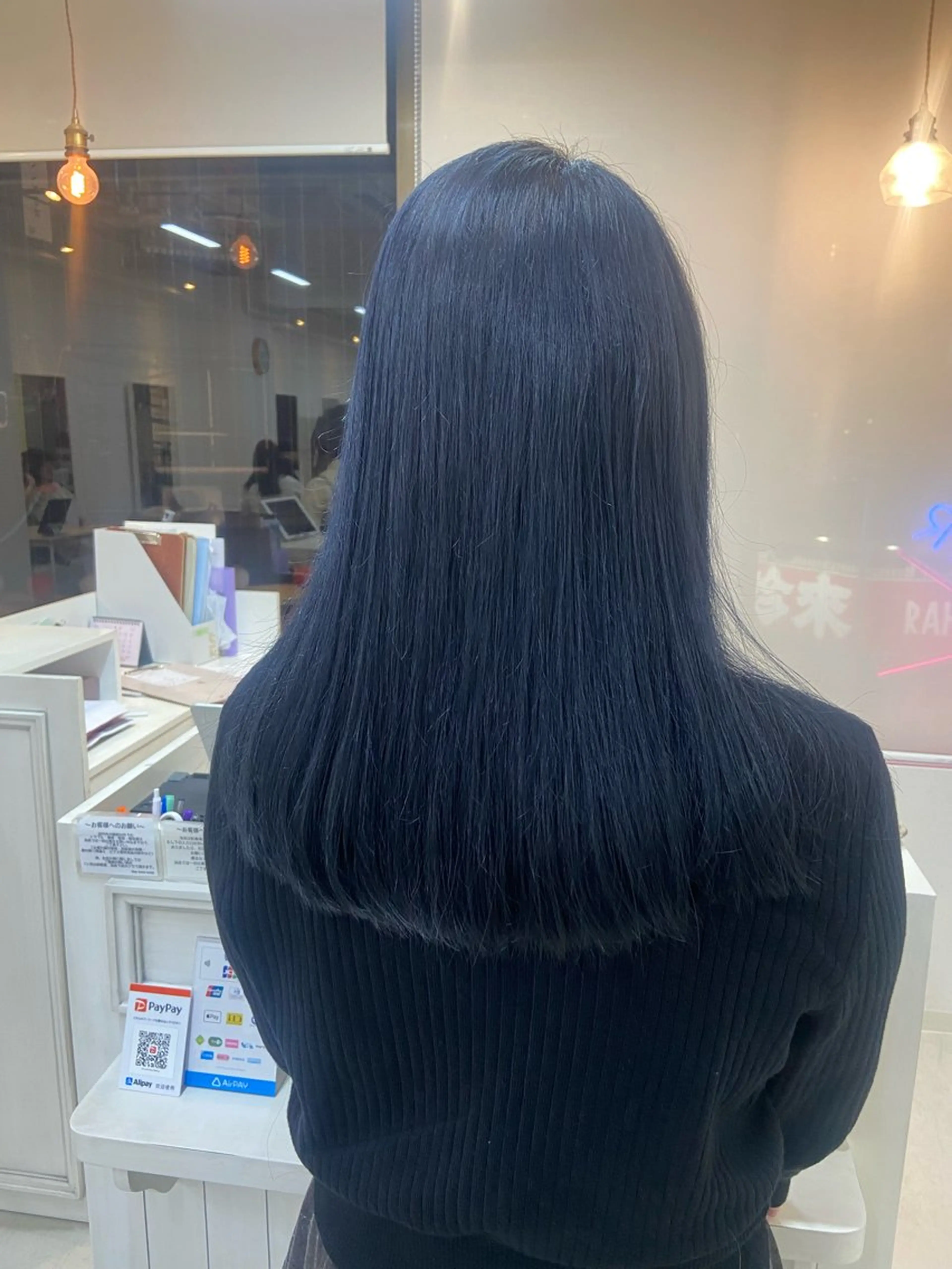 ロング カット ヘアカラー 宮澤 泉のヘアスタイル