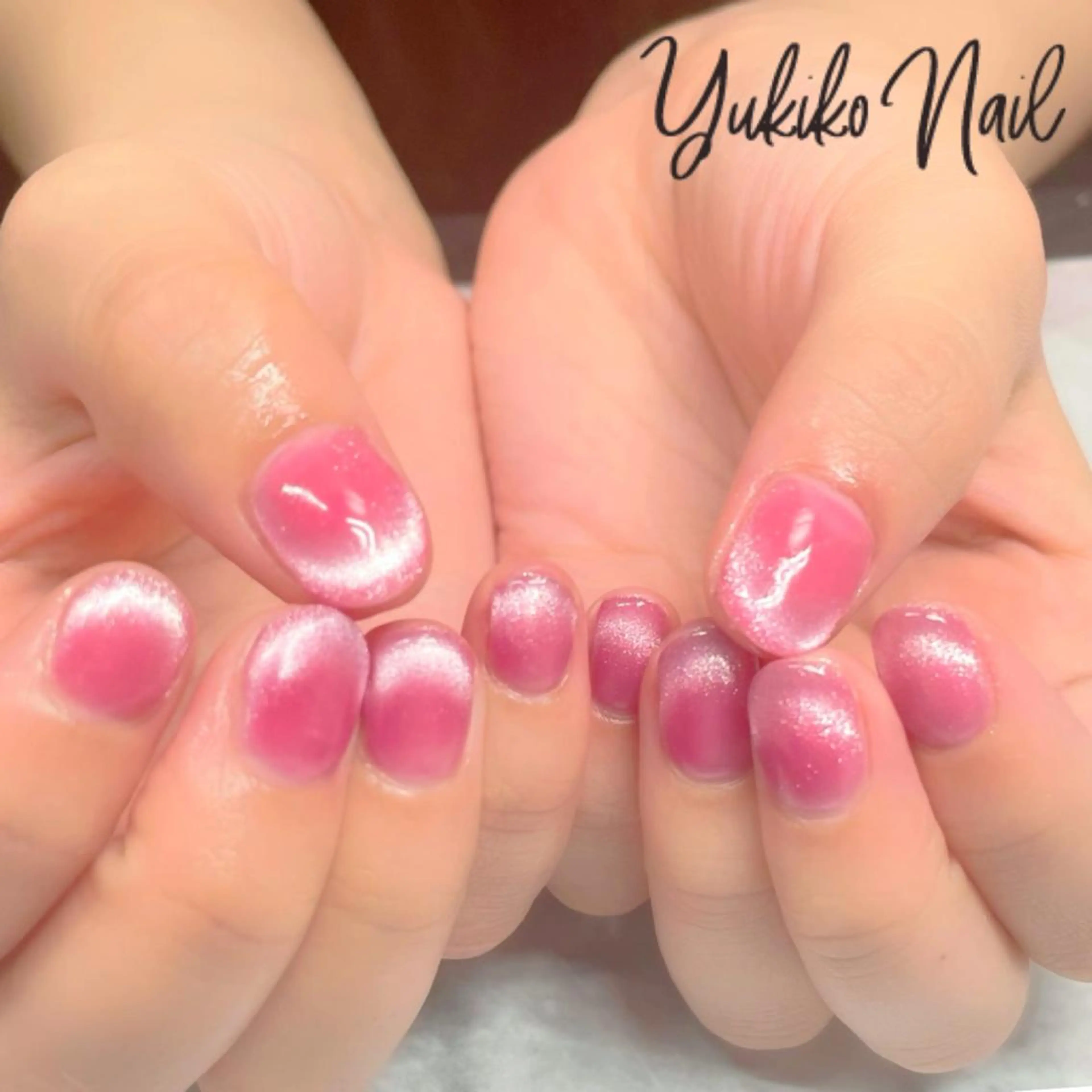 ネイル フレンチネイル キラキラネイル マグネットネイル マグネットフレンチ ピンク ハンドネイル ユキコ ネイルのネイルデザイン