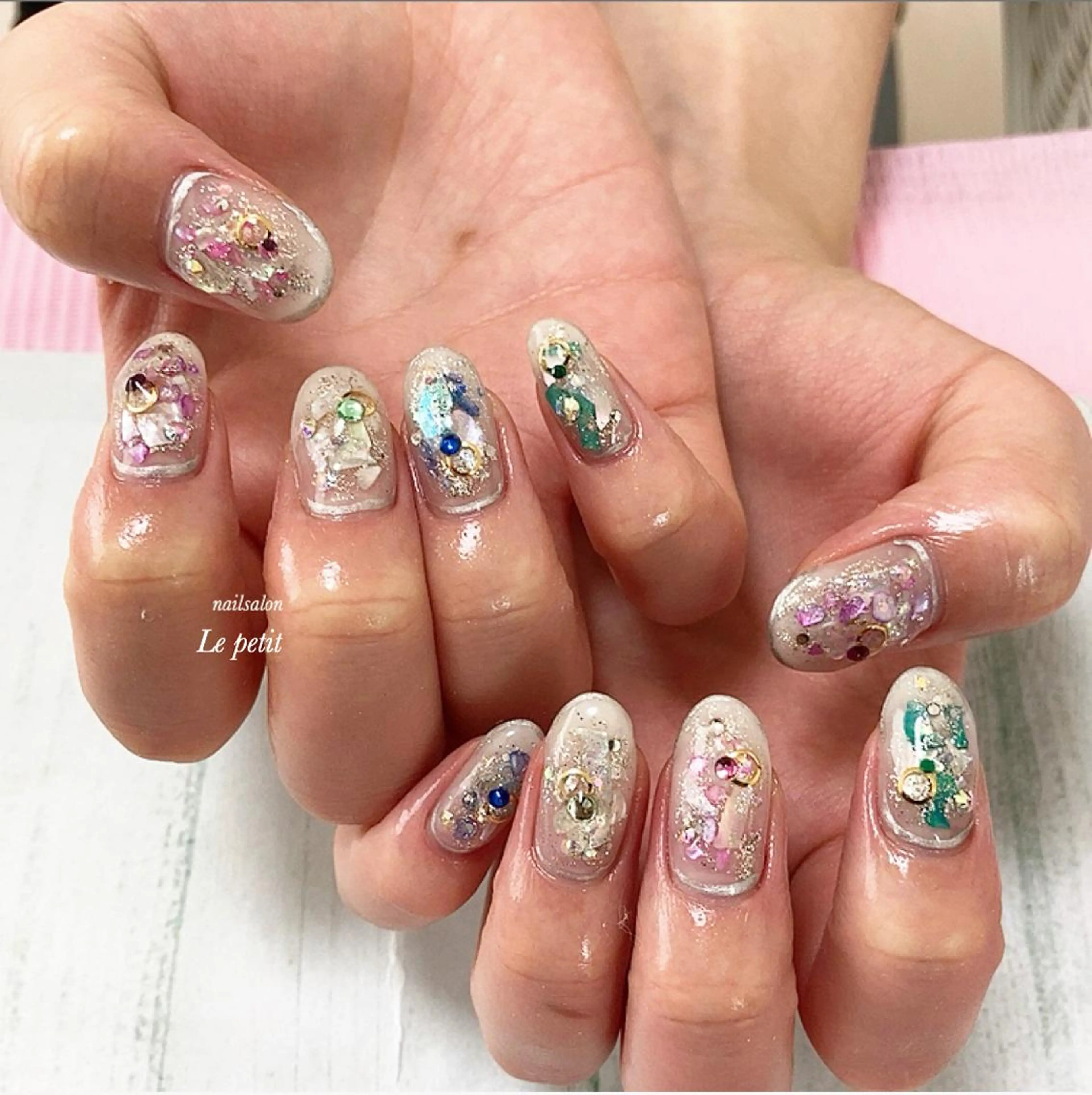 ネイル 石野 広佳のネイルデザイン