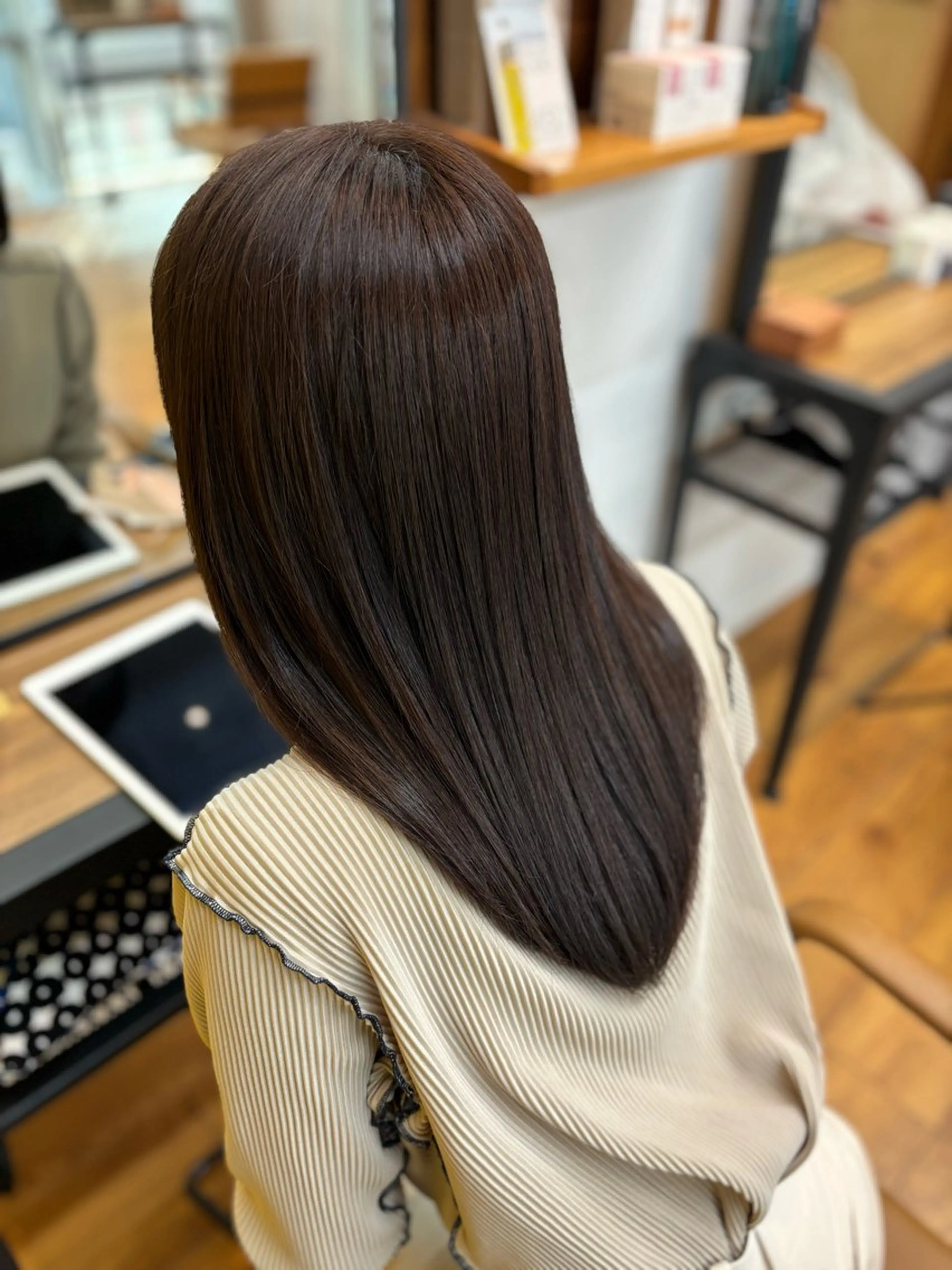 ロング カラー ブラウンカラー カネコ ナナミのヘアスタイル