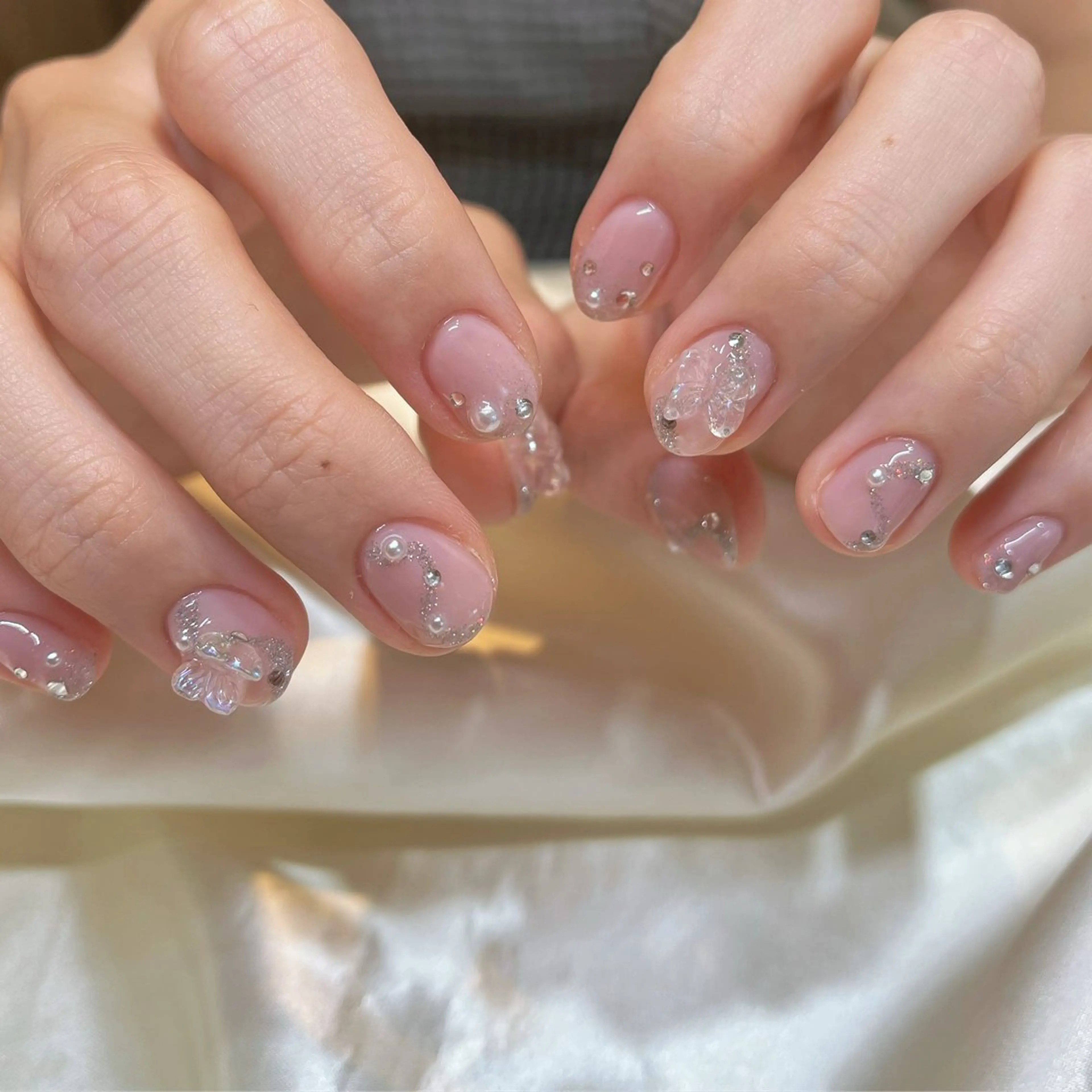 ネイル ハンドネイル 内田 里穂のネイルデザイン