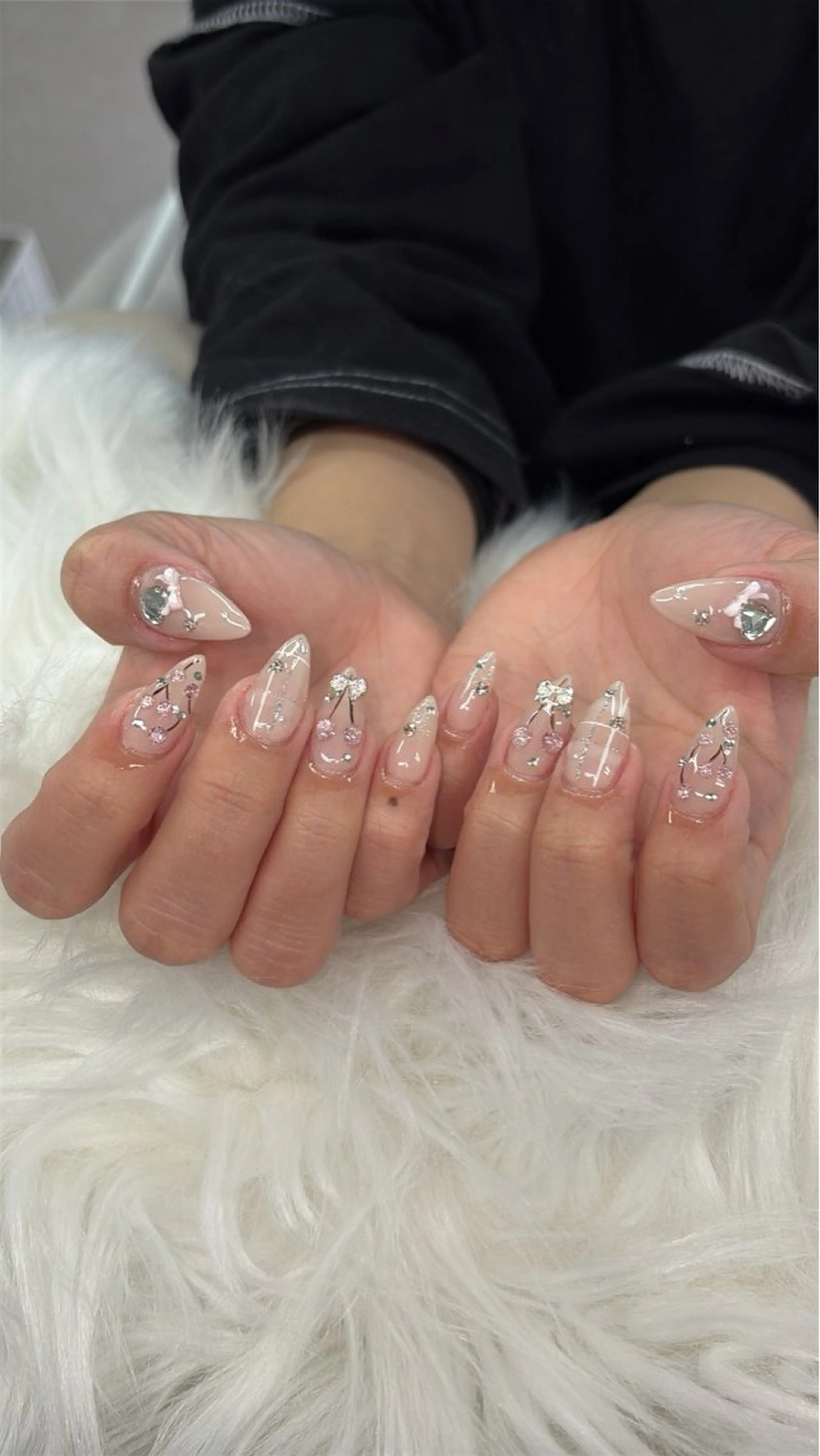 ネイル ハンドネイル SHION  のネイルデザイン