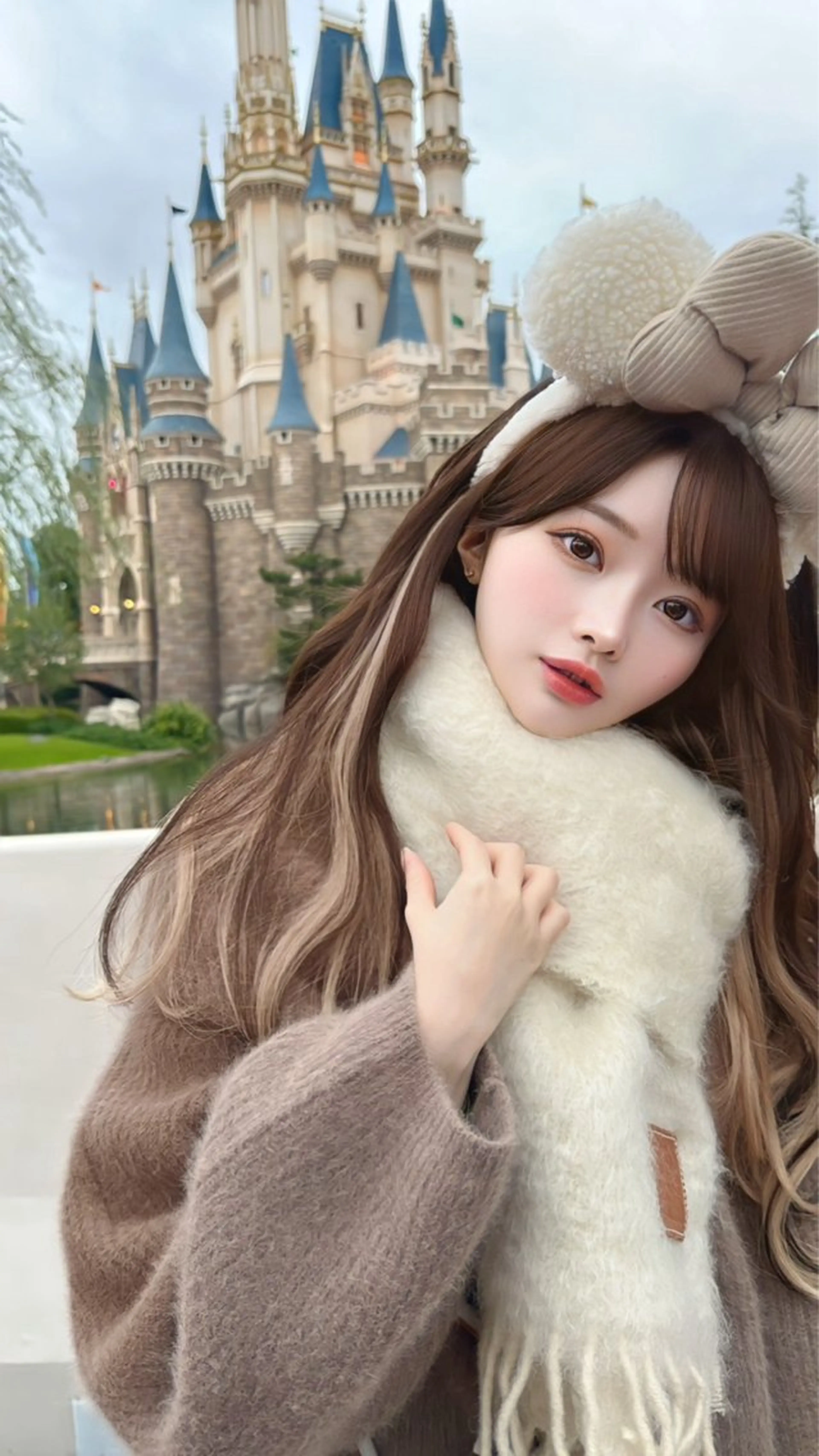 ⭐️【インナー、イヤリング】高級人毛100%シールエクステ10枚(ハイライト、ローライトメッシュやボリュームアップに!)の写真