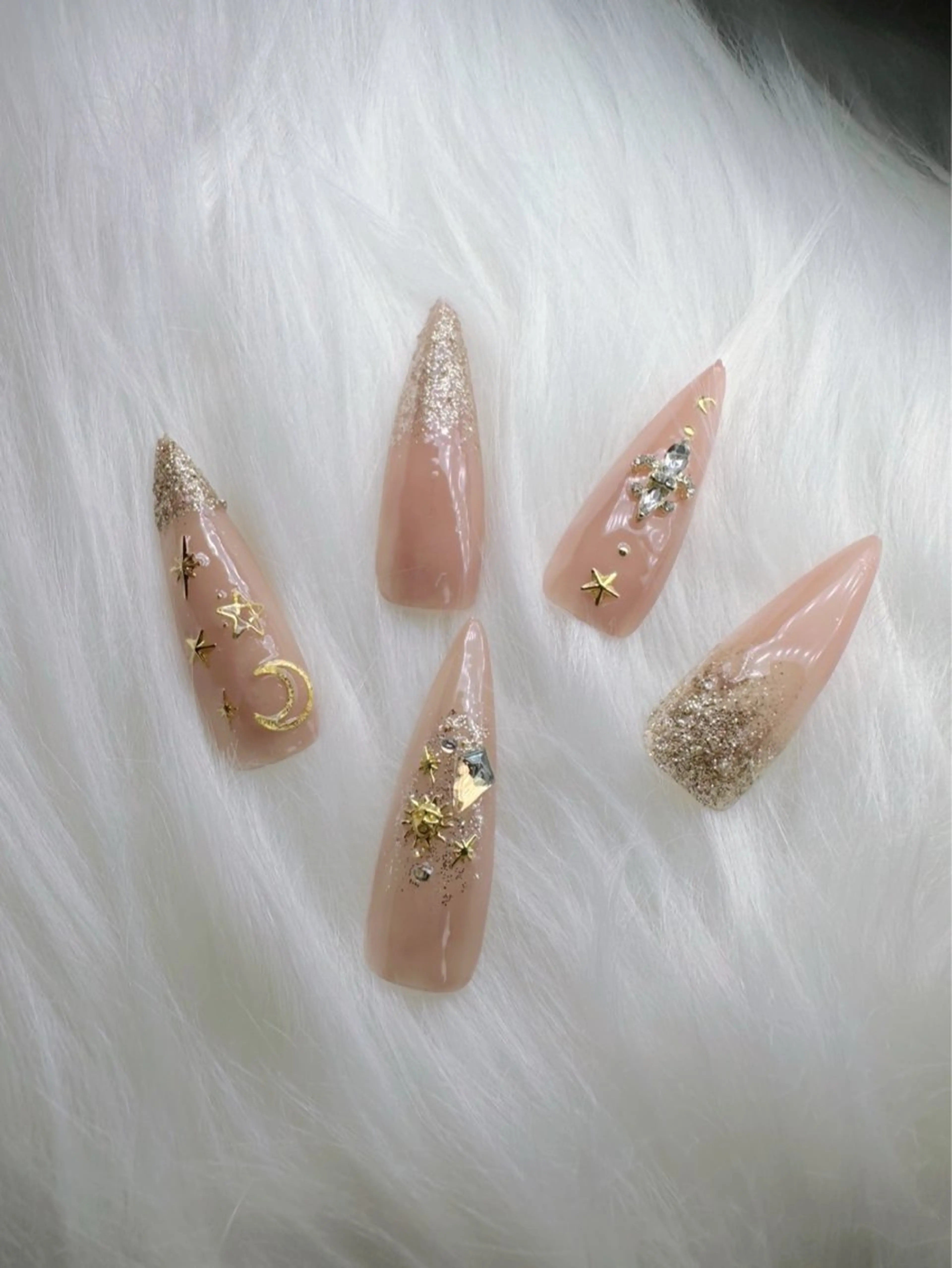 ネイル Riley 🌻のネイルデザイン