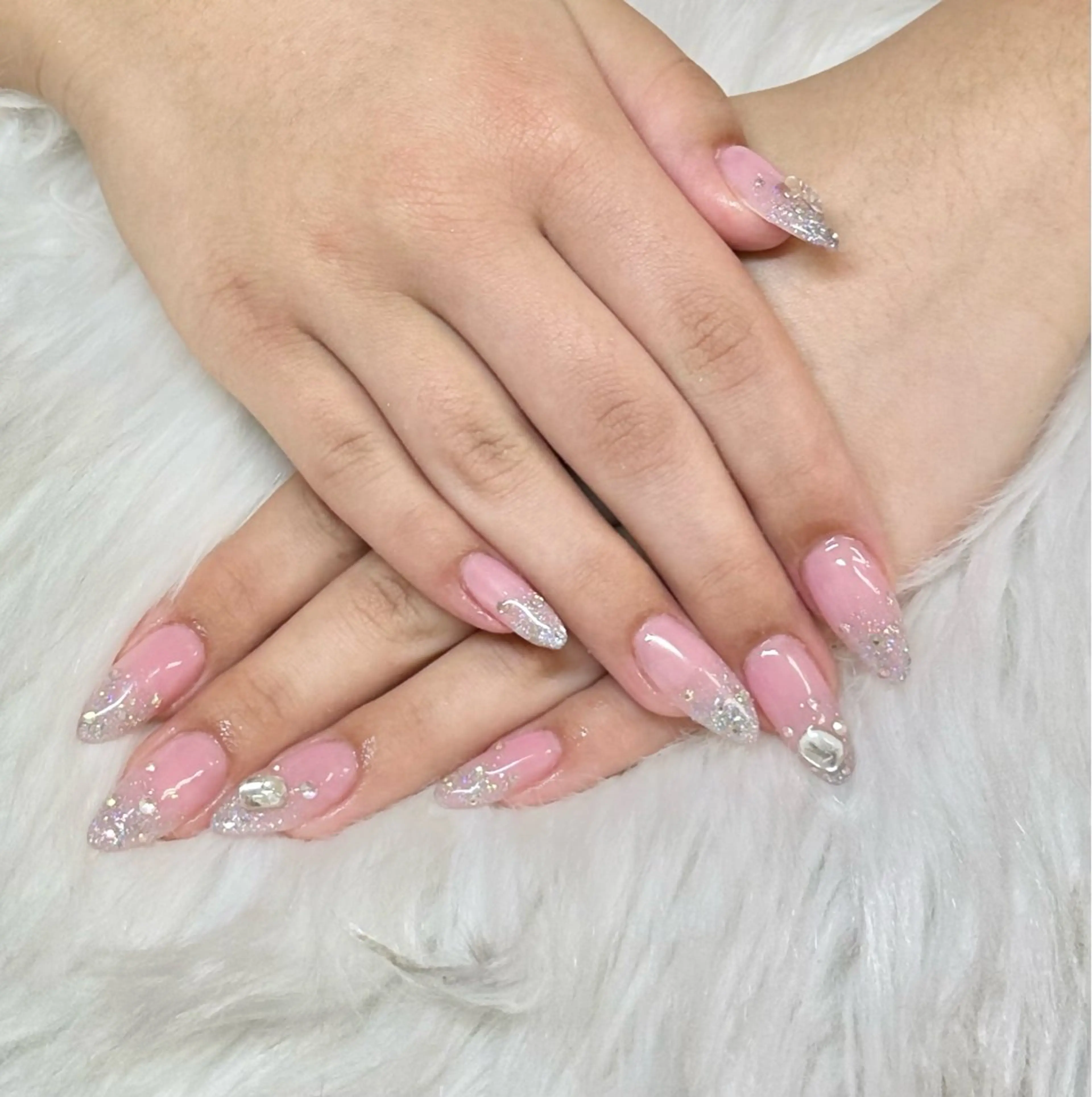 ネイル 富岡 妃奈のネイルデザイン