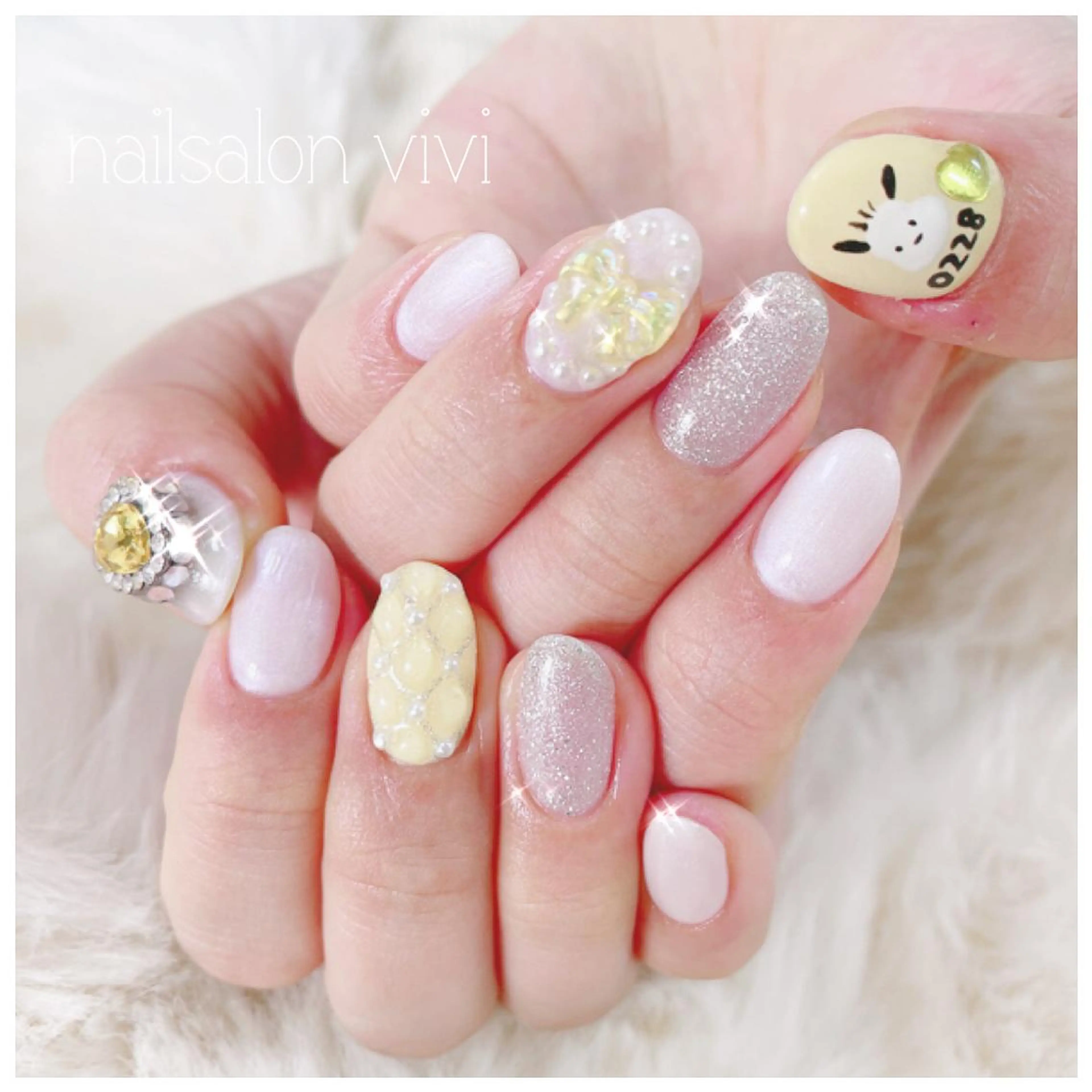 ネイル ＶＩＶＩ nailsalonのネイルデザイン