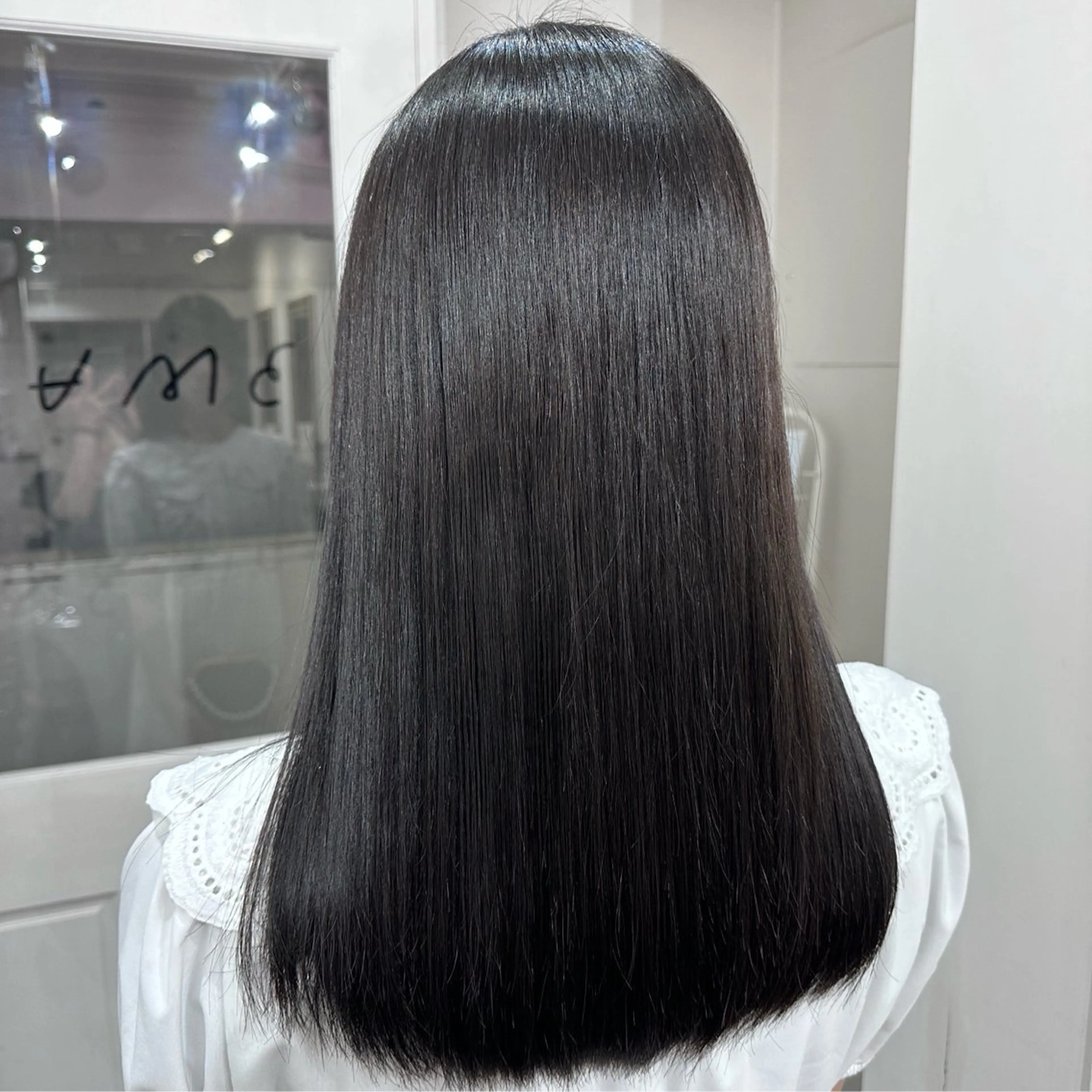 セミロング カラー 抜け感/ワンカラー/ 明大前/桑田のヘアスタイル