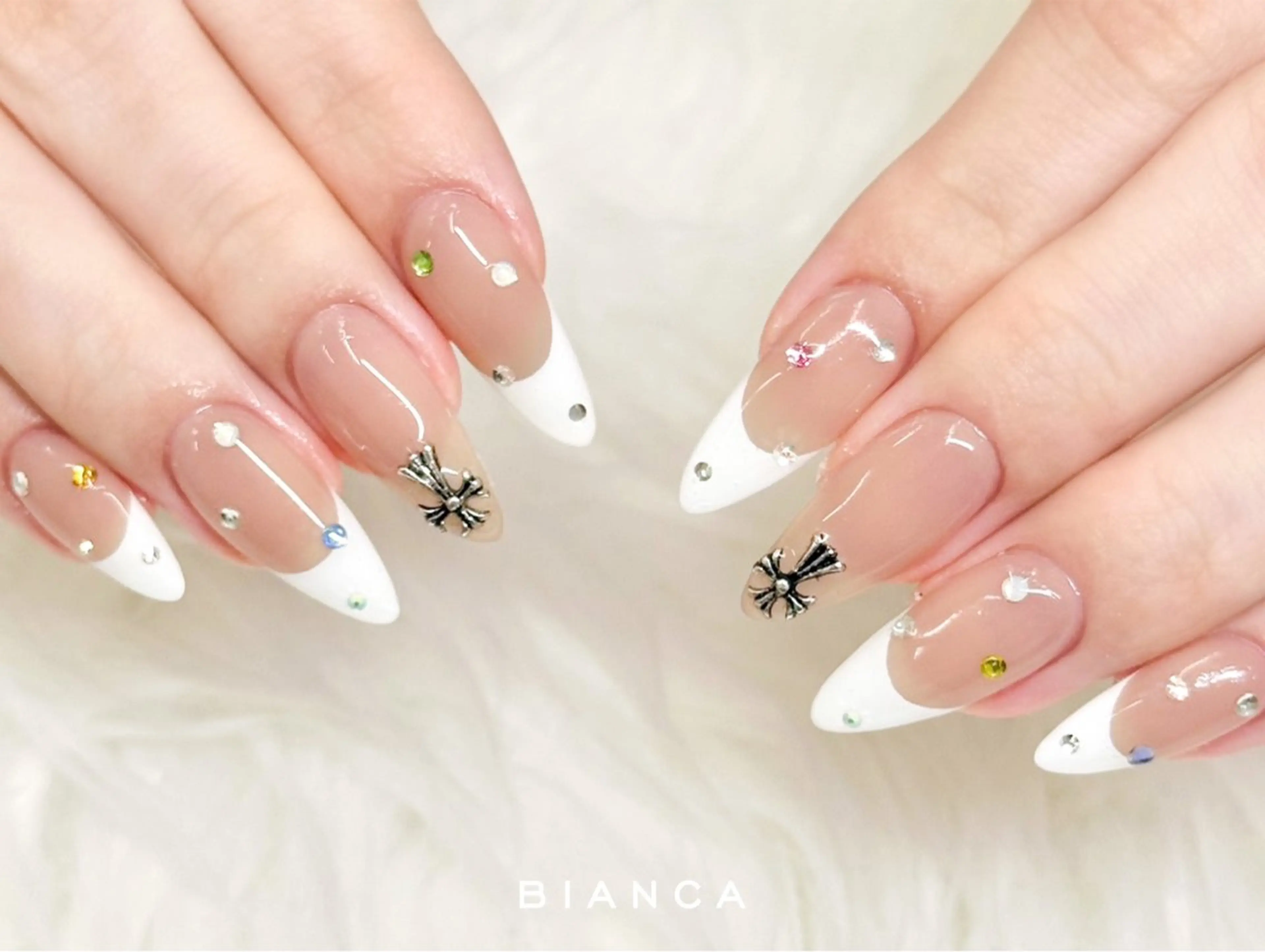 12月限定🎀【オフなし】ハンド💅🏻　《やり放題コース❤️‍🔥》　パラジェル変更+¥1,100✨/横浜関内桜木町の写真