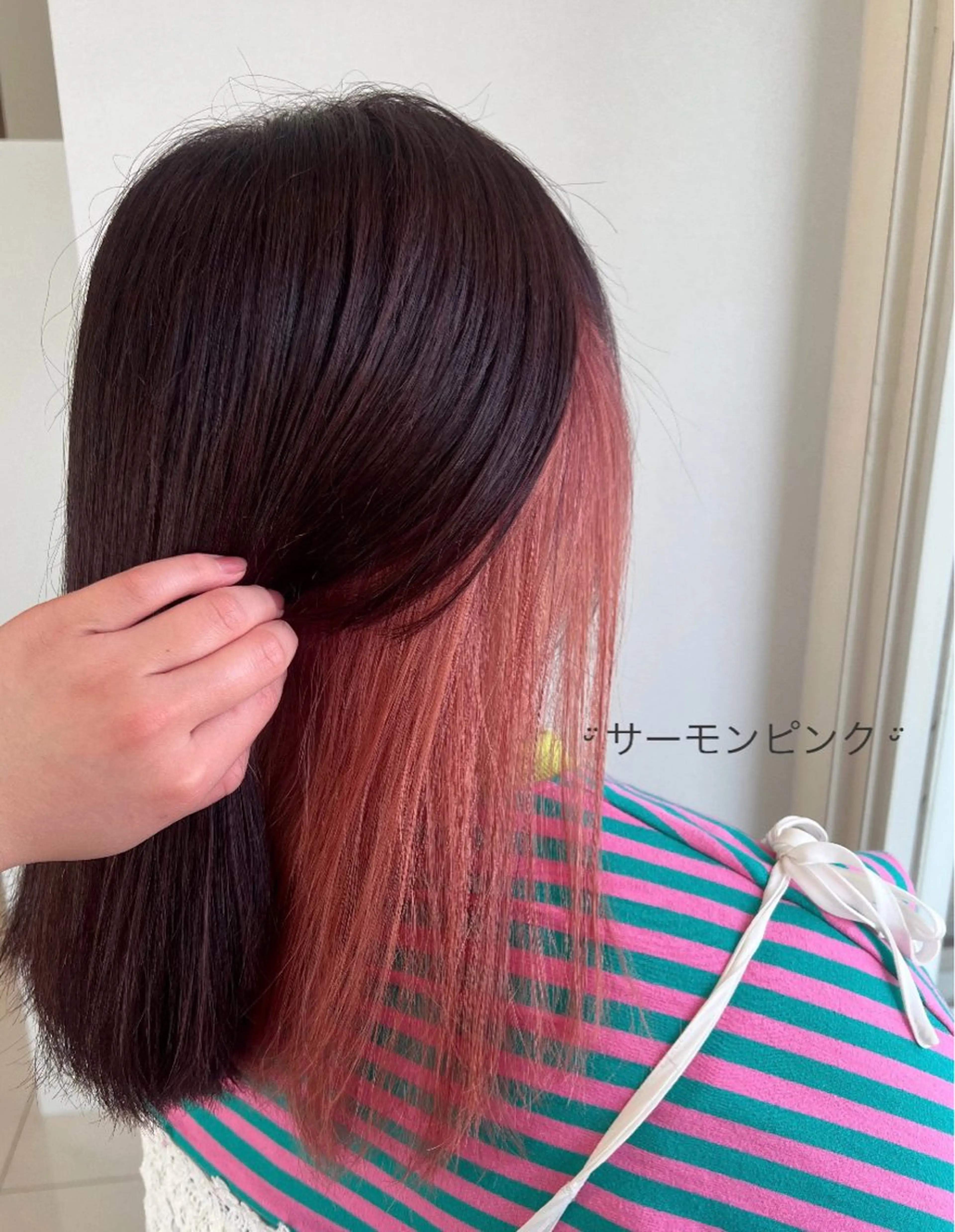 ミディアム カラー ブリーチ ピンクカラー ヘアカラー トリートメント LiTA 友田未来のヘアスタイル