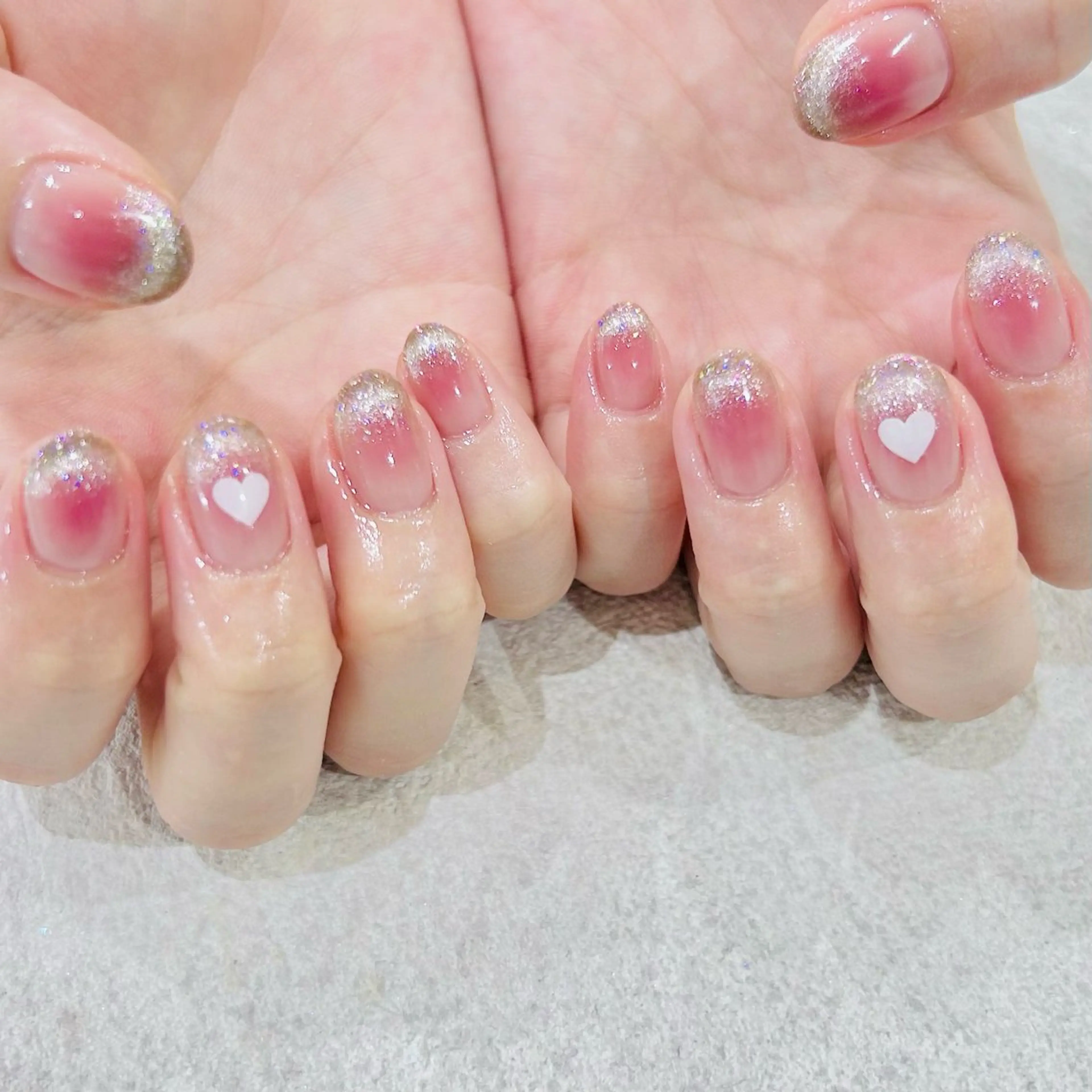 ネイル ジェルネイル パラジェル ストーンネイル ハンドネイル muum_nail 新宿2分 三丁目1分のネイルデザイン