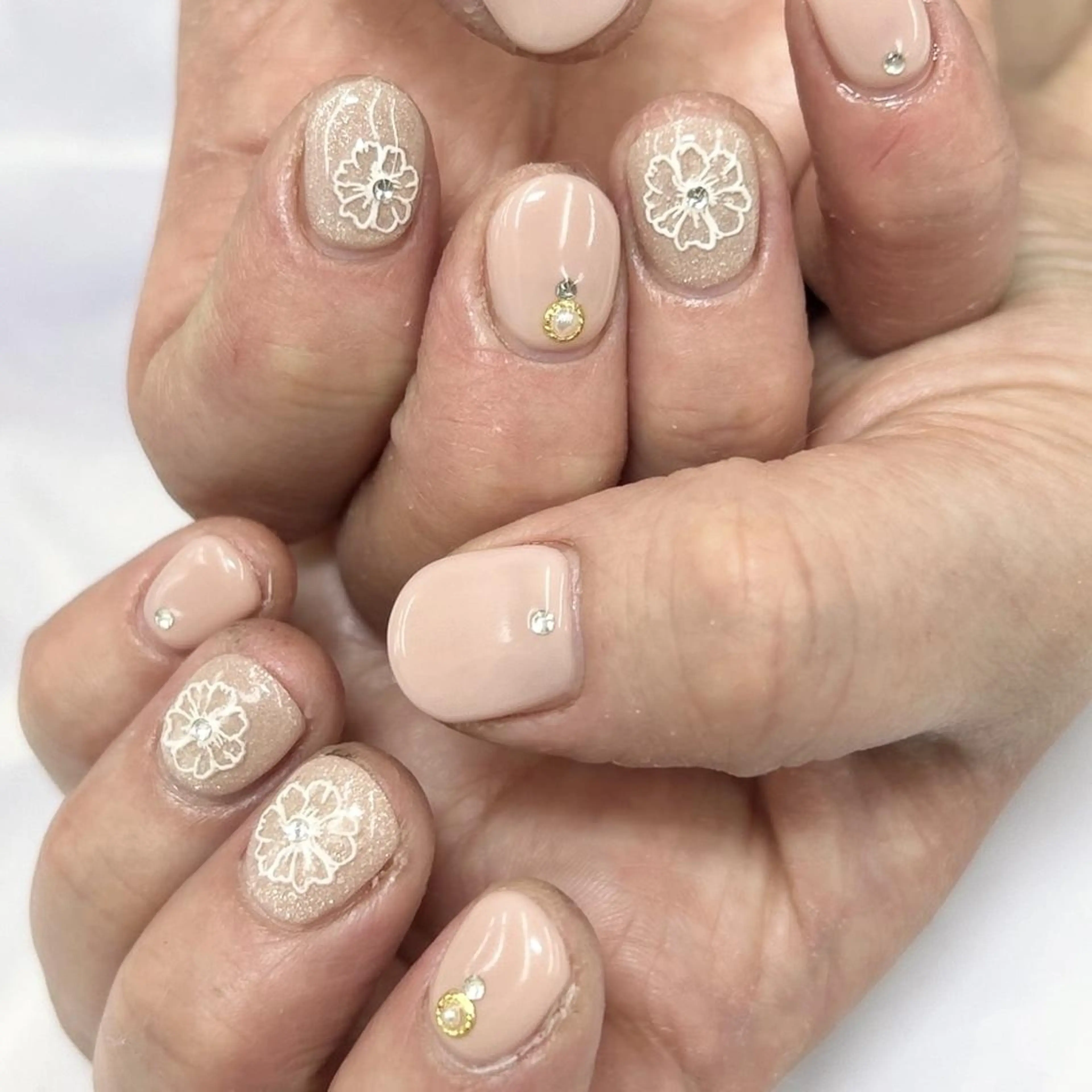 ネイル Nail salon Honey Beeのネイルデザイン