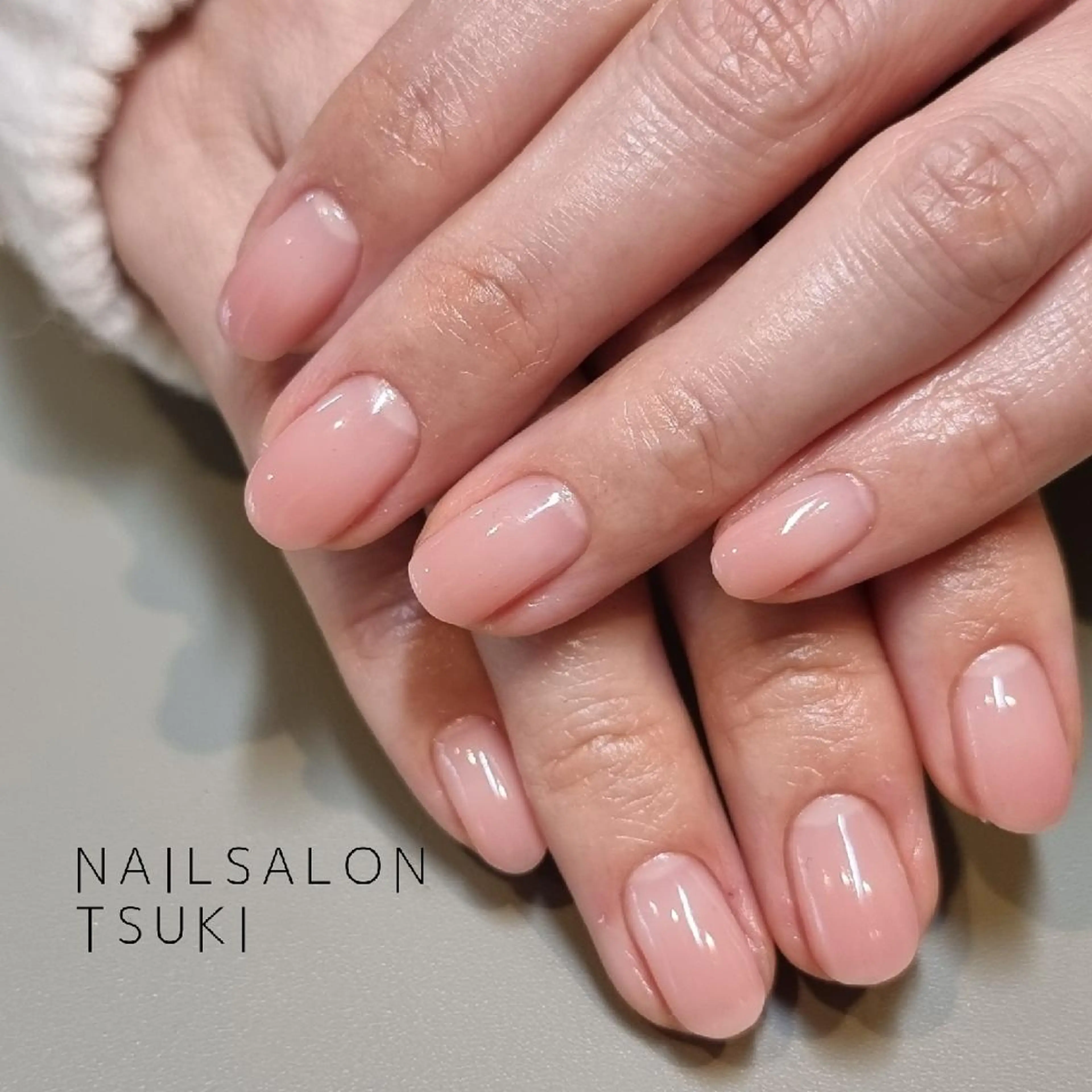 ネイル グラデーション ハンドネイル Tsuki.所属・Nailsalon Tsuki.のネイルデザイン