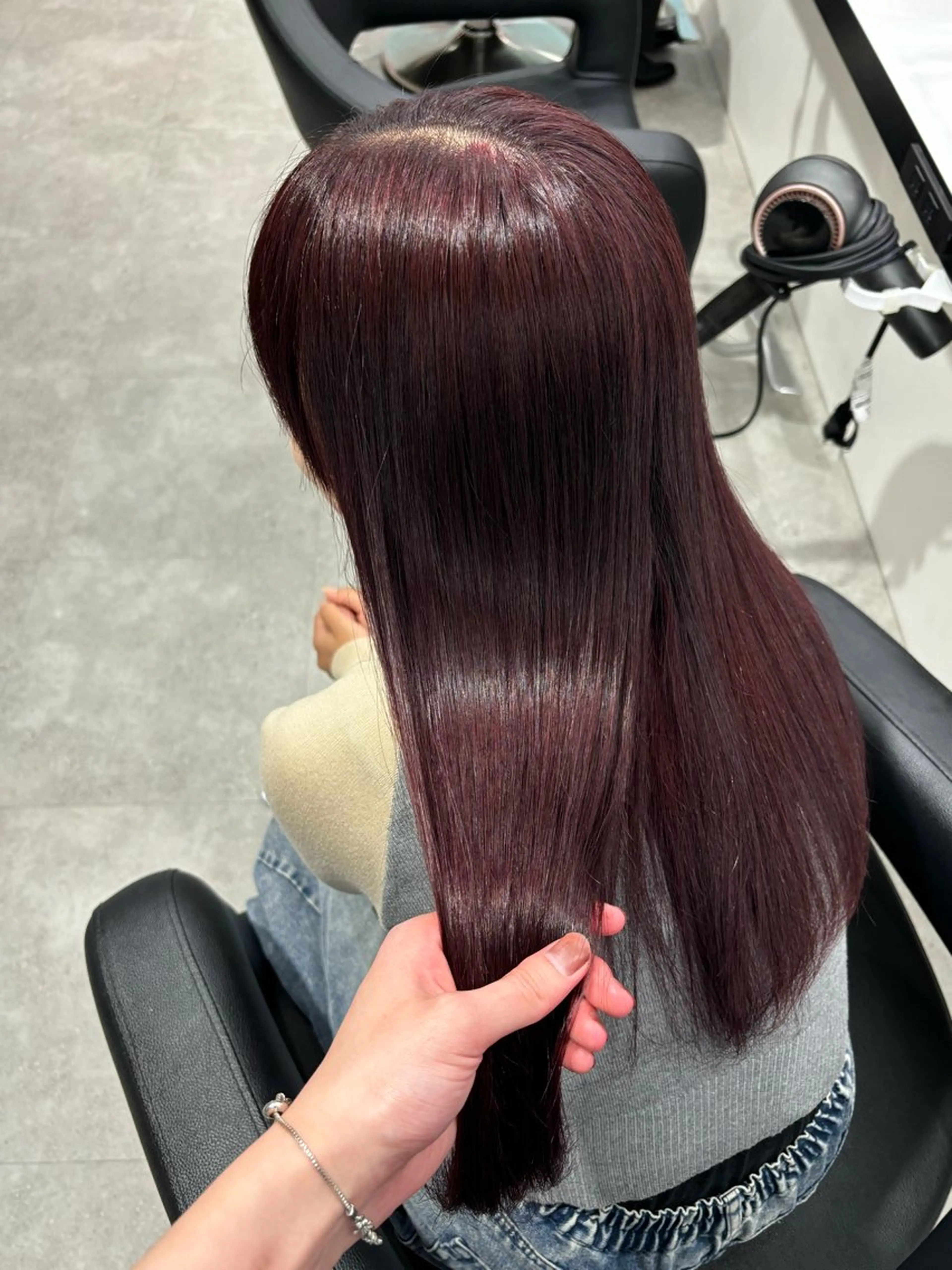 ロング ヘアカラー トリートメント Wカラー/暖色/べ ージュりく©︎🐝のヘアスタイル