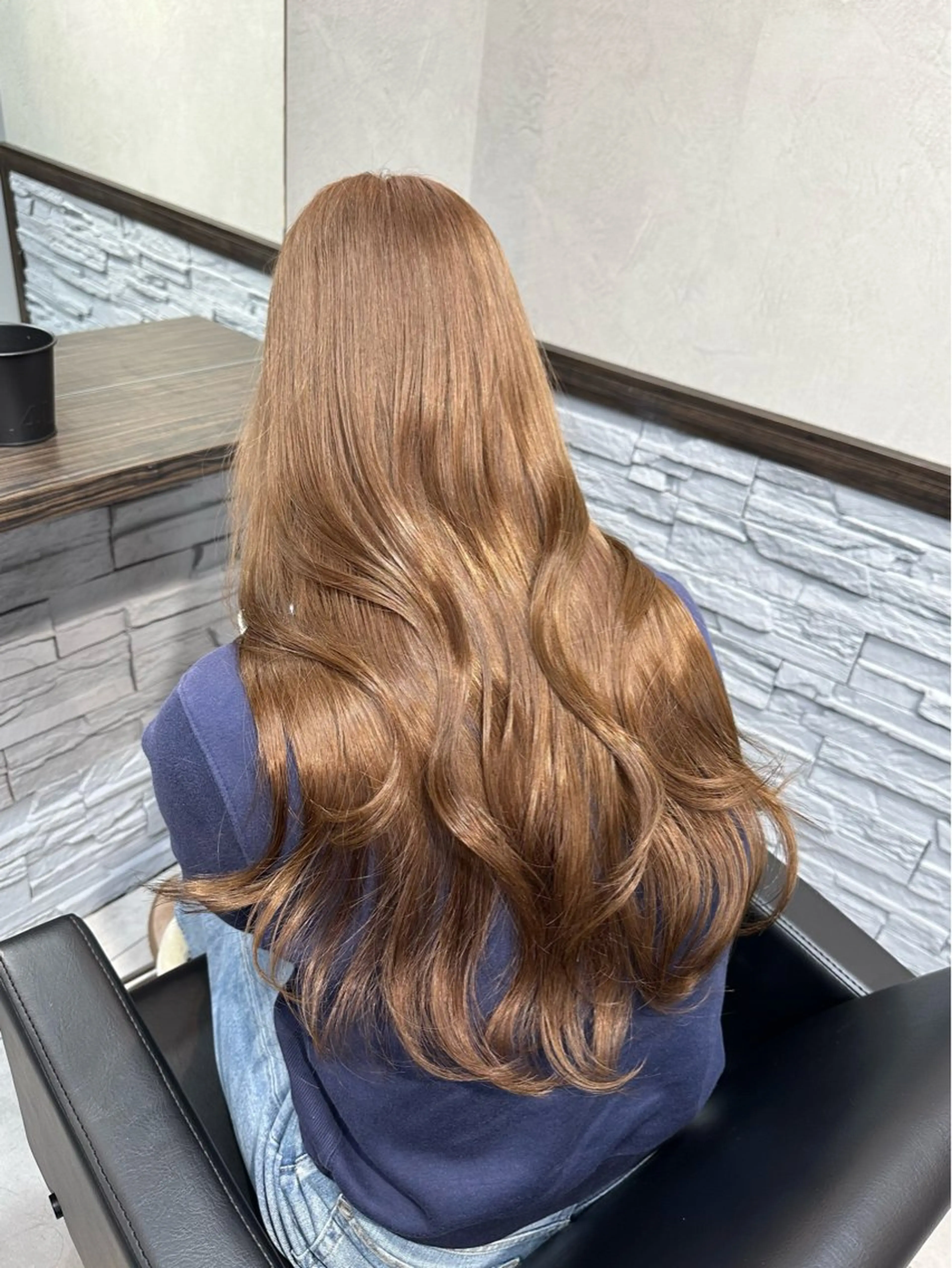 ロング カラー りおん レイヤー/ベージュのヘアスタイル