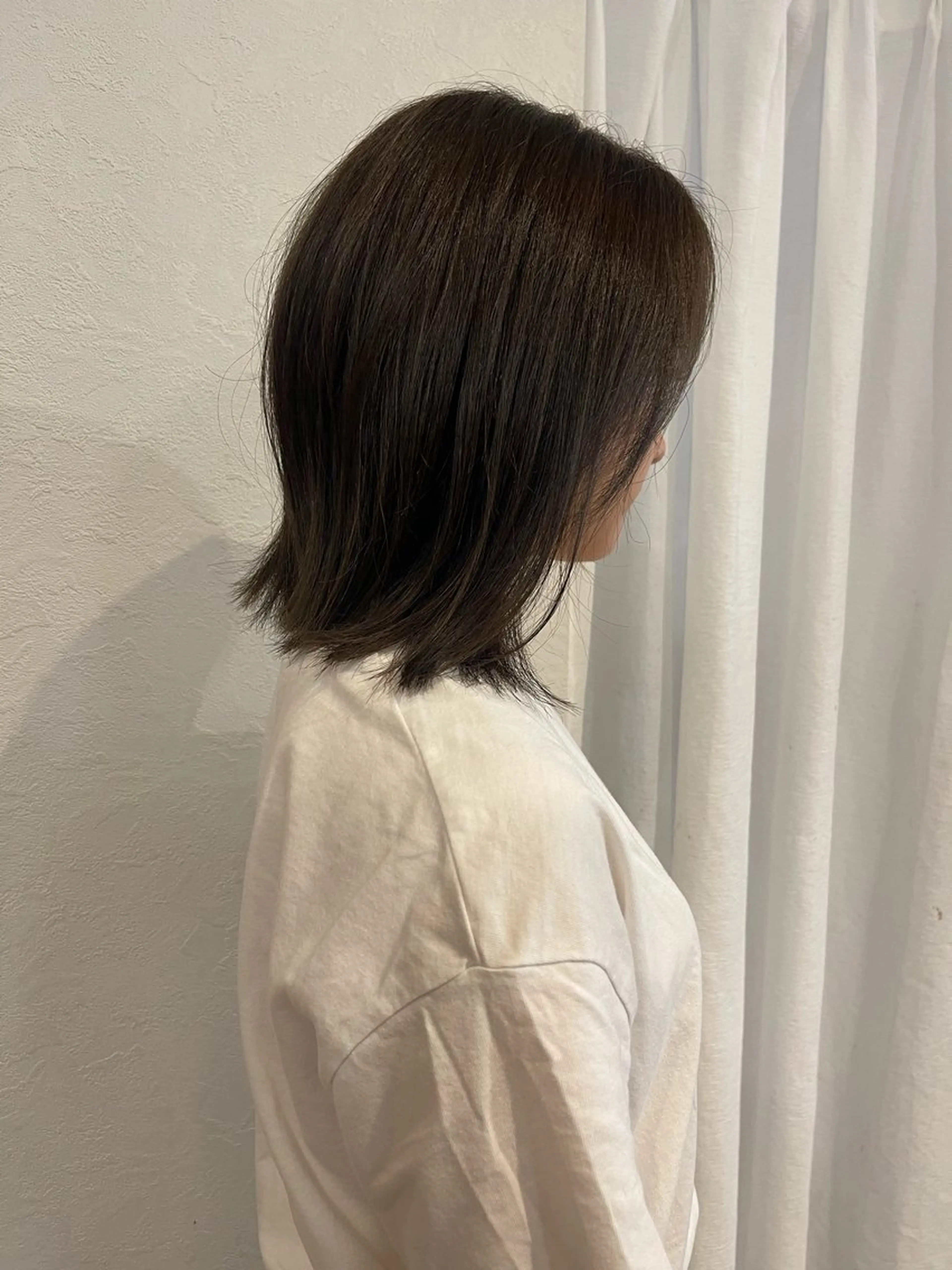 ミディアム カラー オリーブカラー maho /veluaのヘアスタイル
