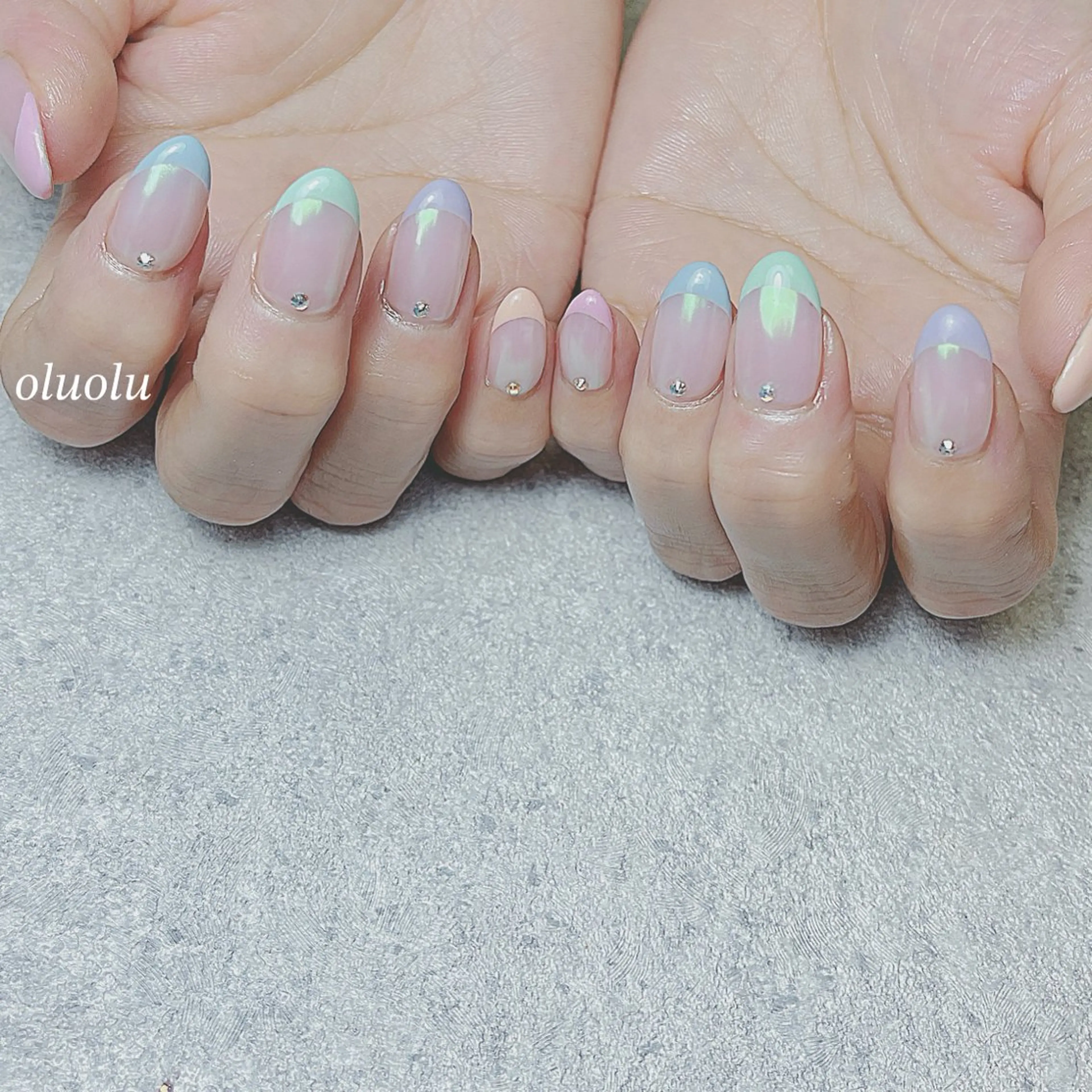 ネイル アートネイル オーロラネイル フットネイル フレンチネイル パステルネイル ハンドネイル 大村 紬華のネイルデザイン