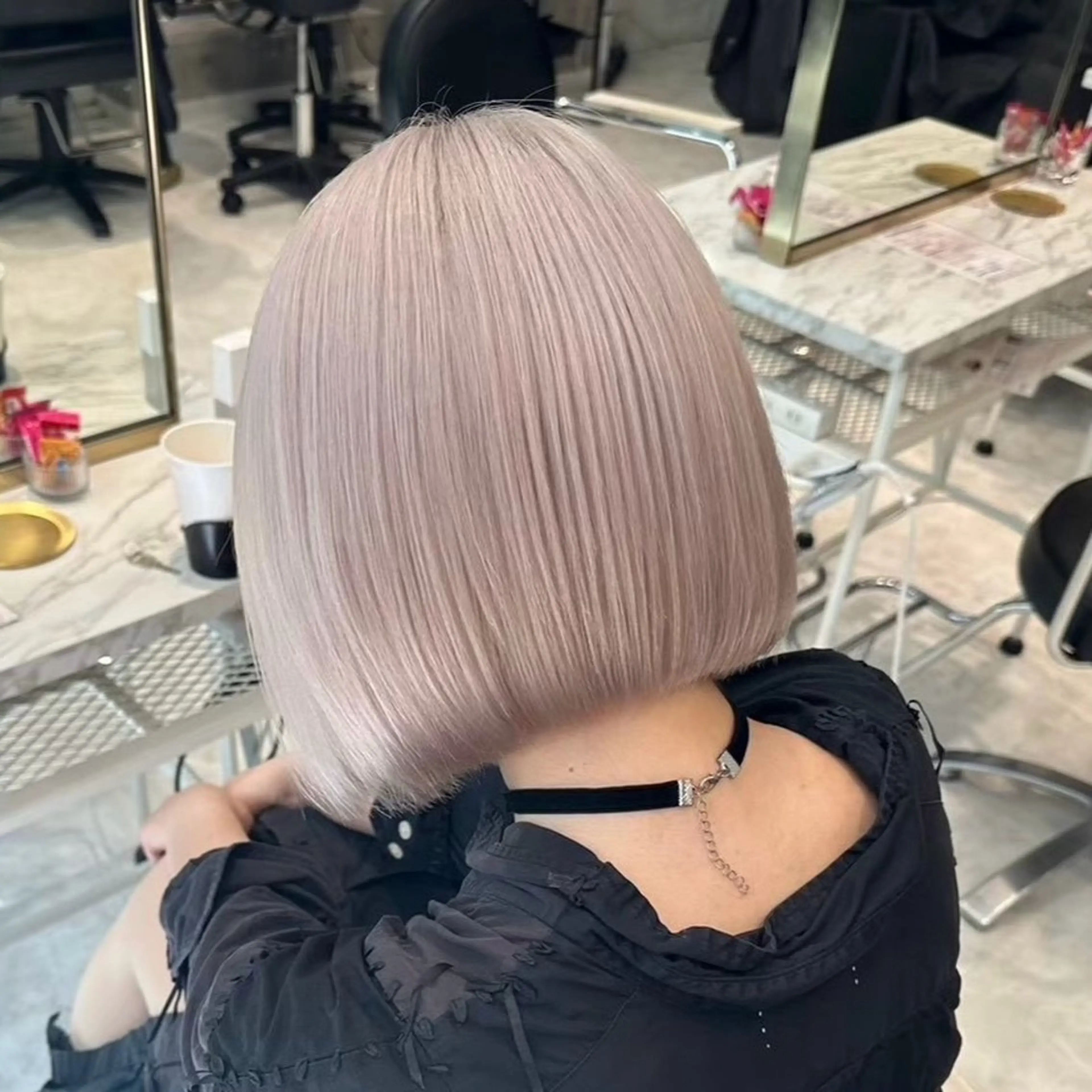 カラー 【🦋ハイトーンリタ ッチ🦋】ENAのヘアスタイル