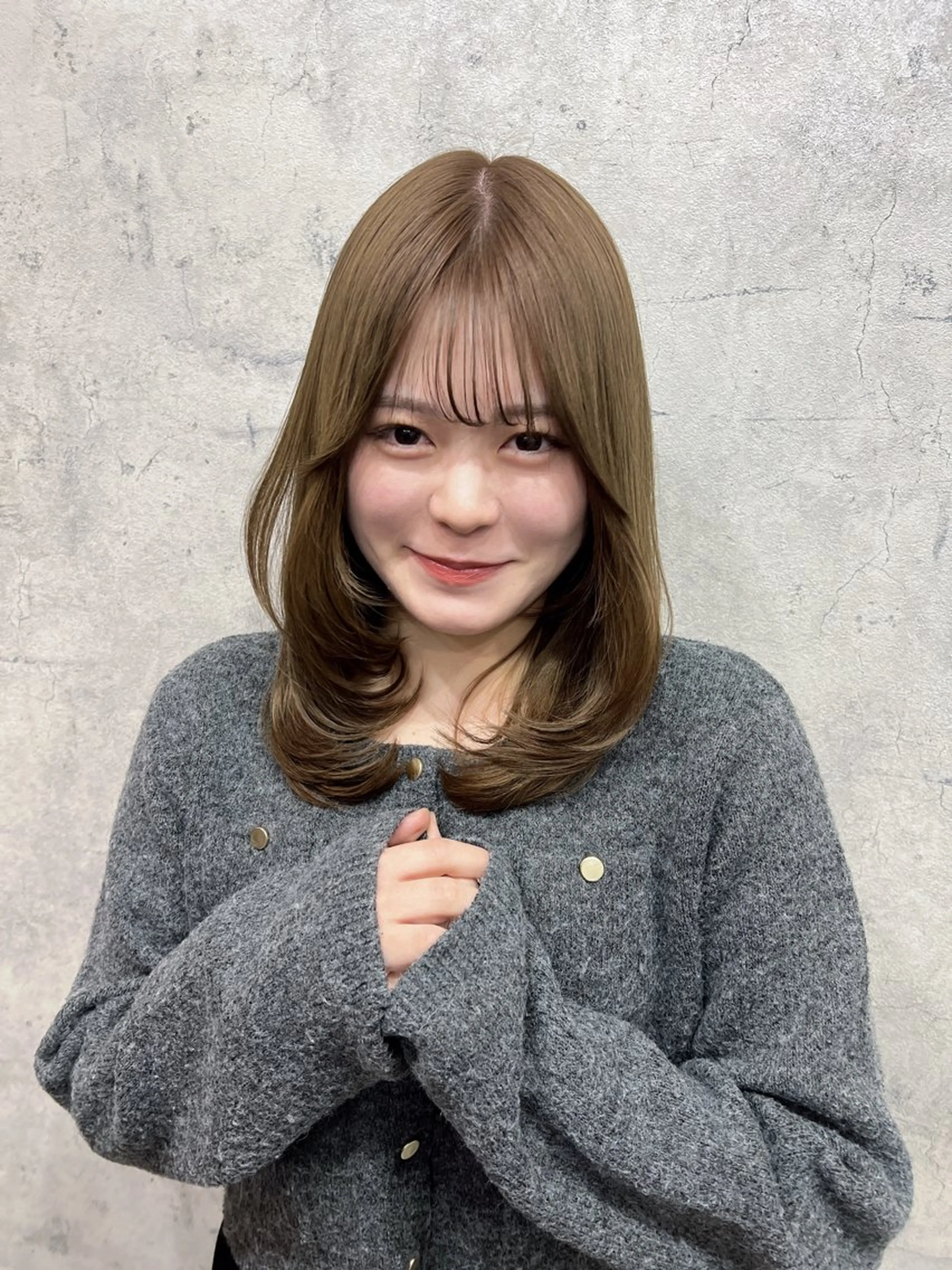 ミディアム 韓国風ヘア レイヤーカット カット ヘアカラー トリートメント レイヤ ーカット大名Lay.のヘアスタイル