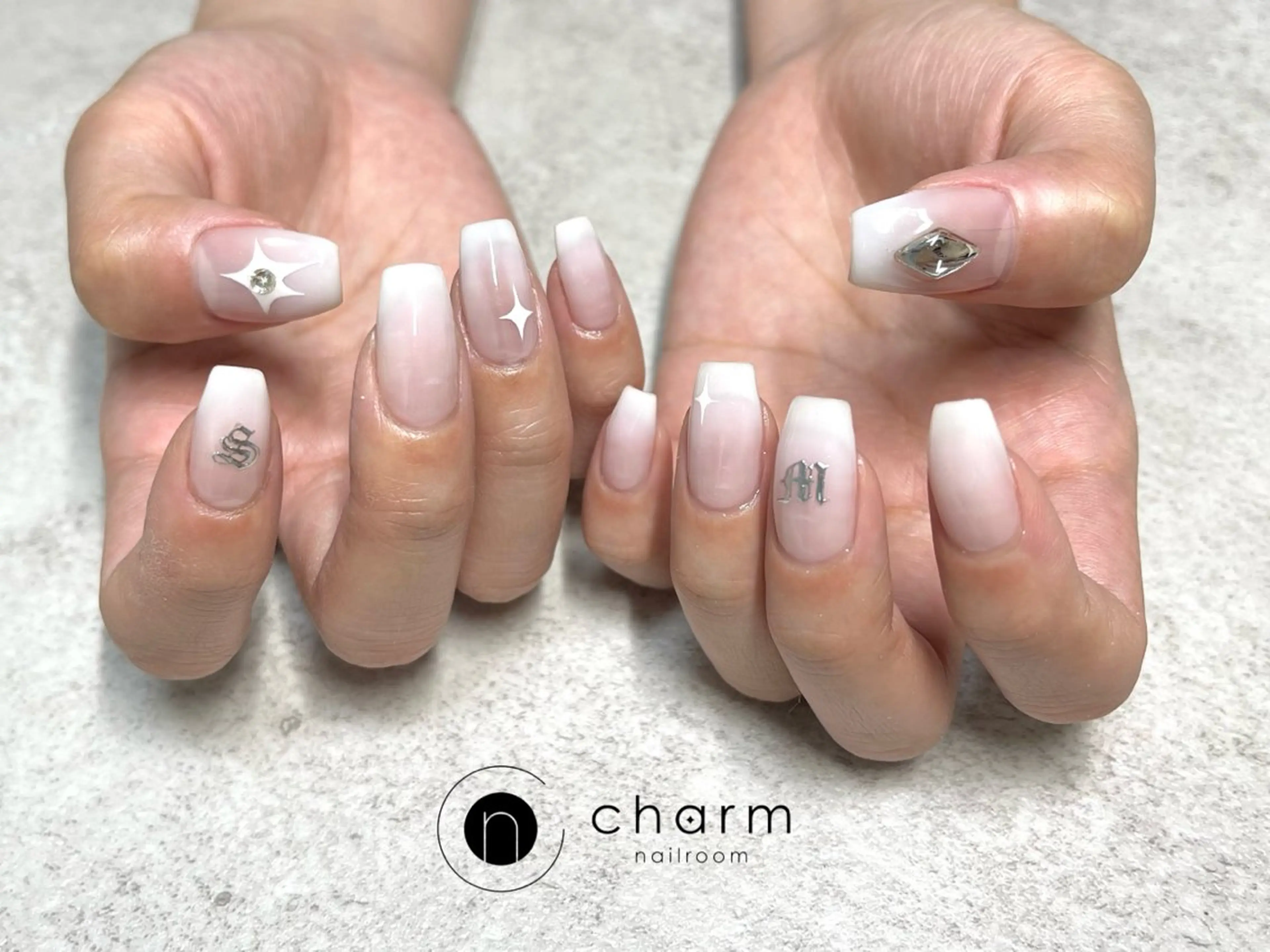 ネイル ハンドネイル nailroom  charm所属・ネイルルーム チャームのネイルデザイン