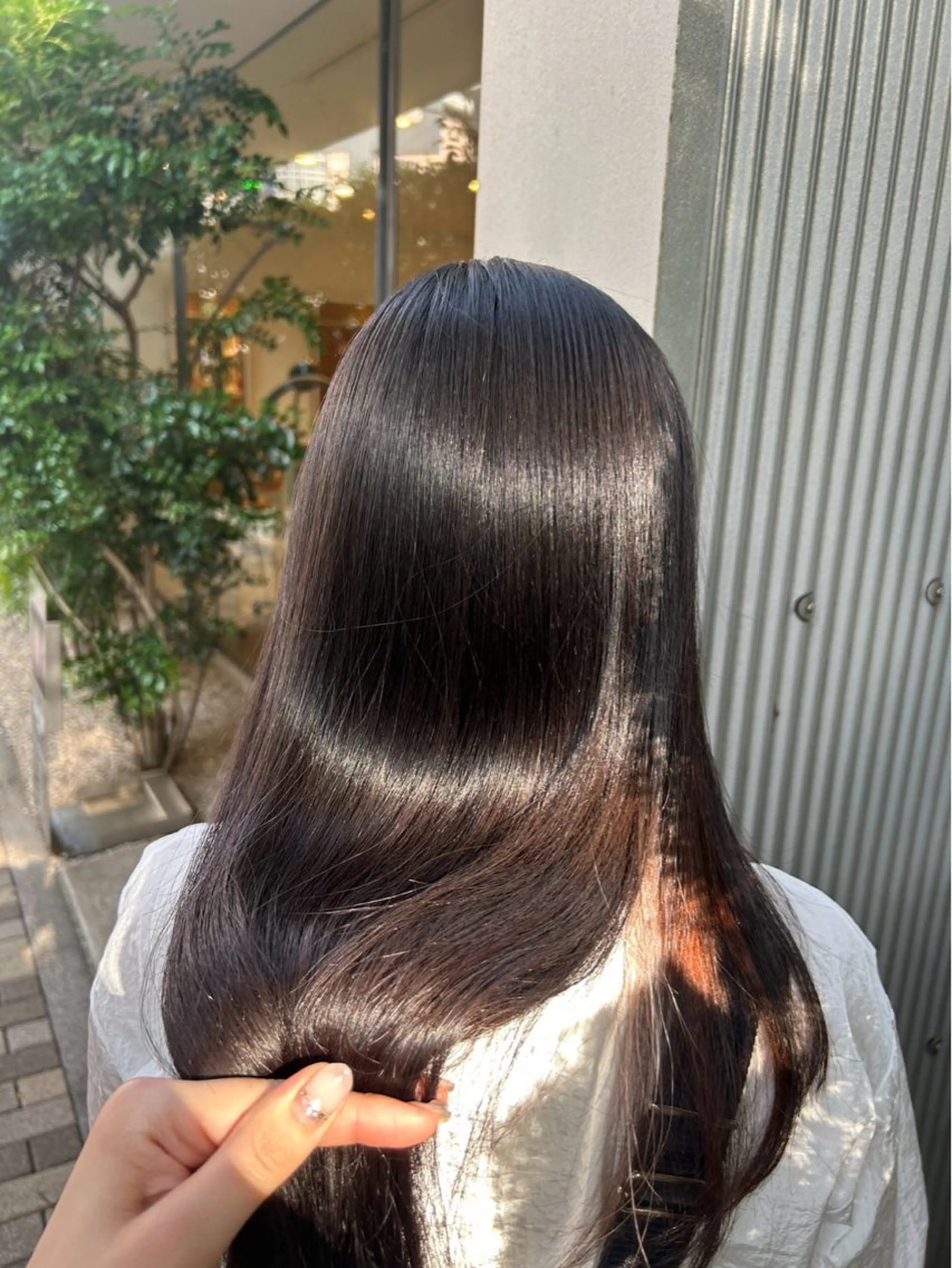 ロング 縮毛矯正 中野 百乃華のヘアスタイル