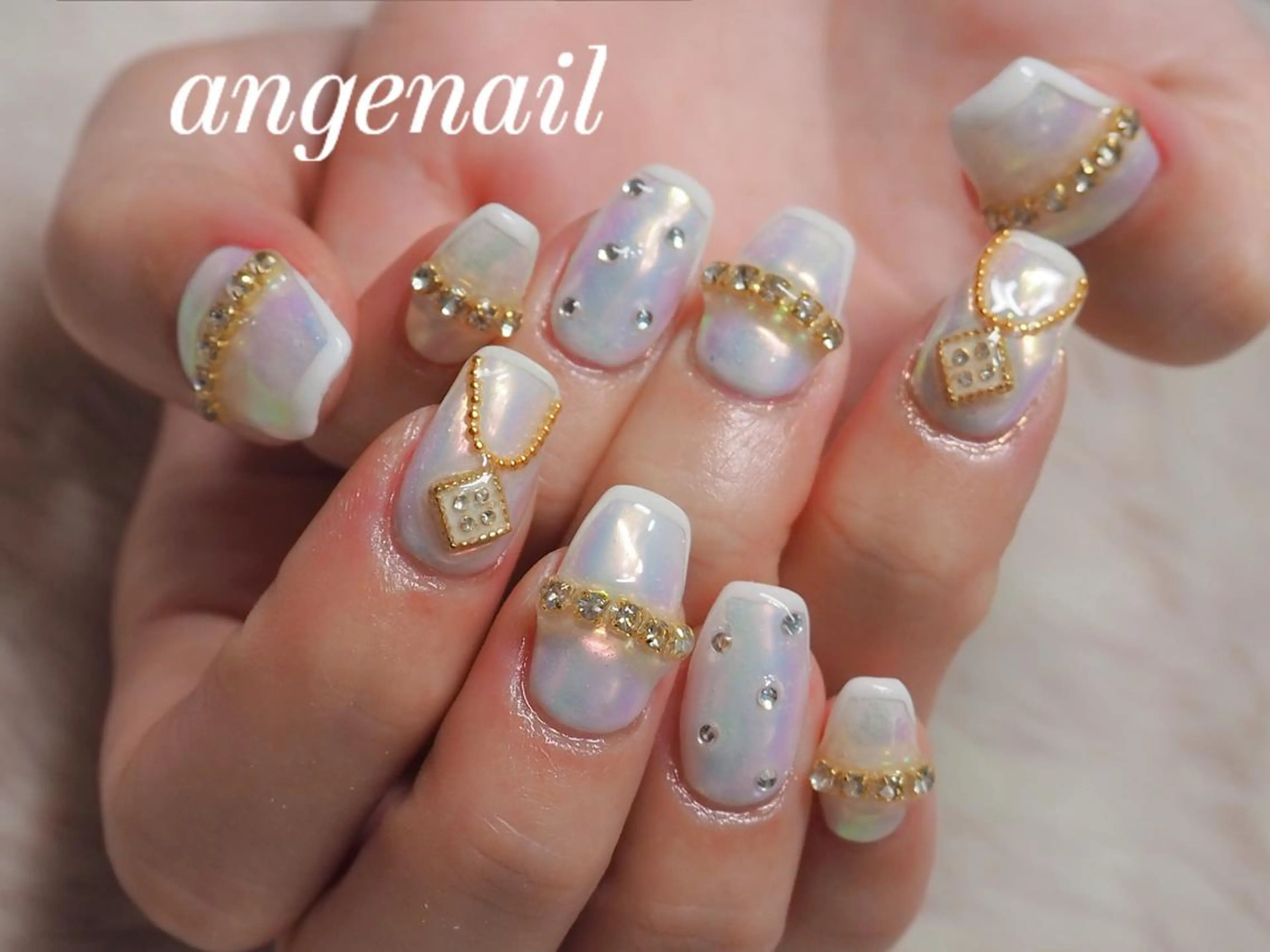 ネイル ハンドネイル オーナーネイリスト MAKIのネイルデザイン