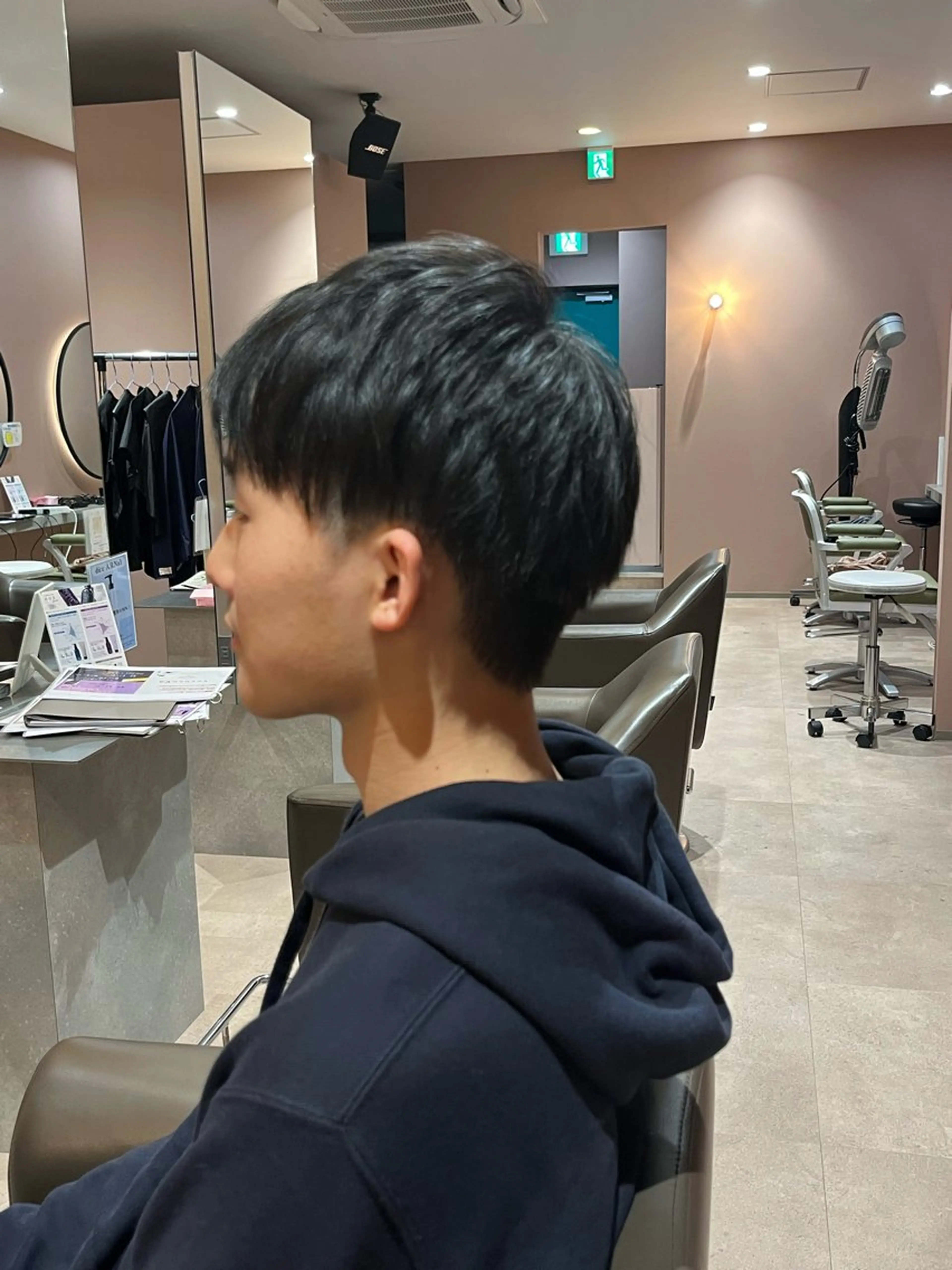 ショート メンズ アップバング ショートヘア デュークラソル所属・坂本 翔のヘアスタイル