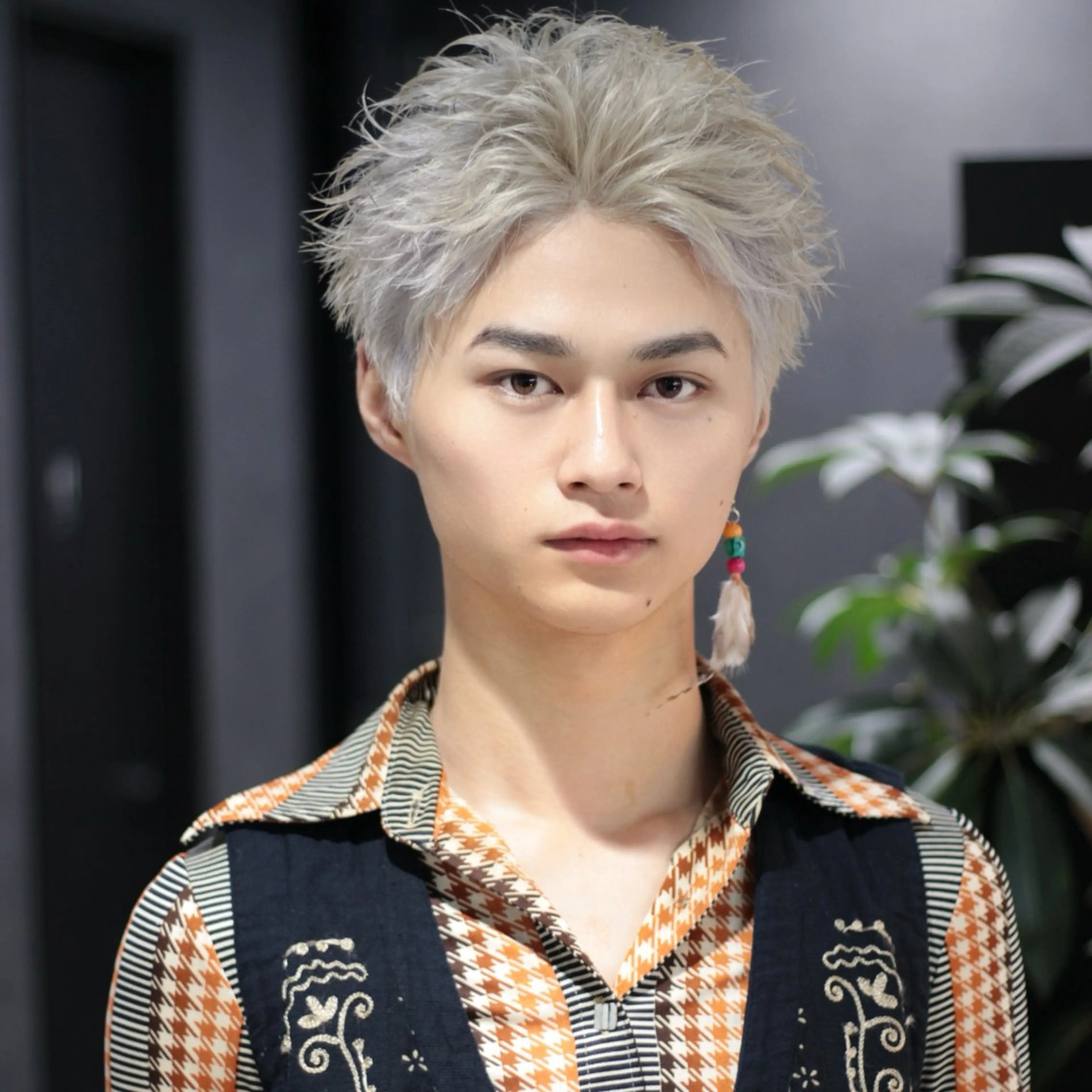 ショート カラー ヘアアレンジ メンズ センターパート フェザーパーマ メンズパーマ 小林海斗💥フェザー ニュアンスパーマ💥のヘアスタイル