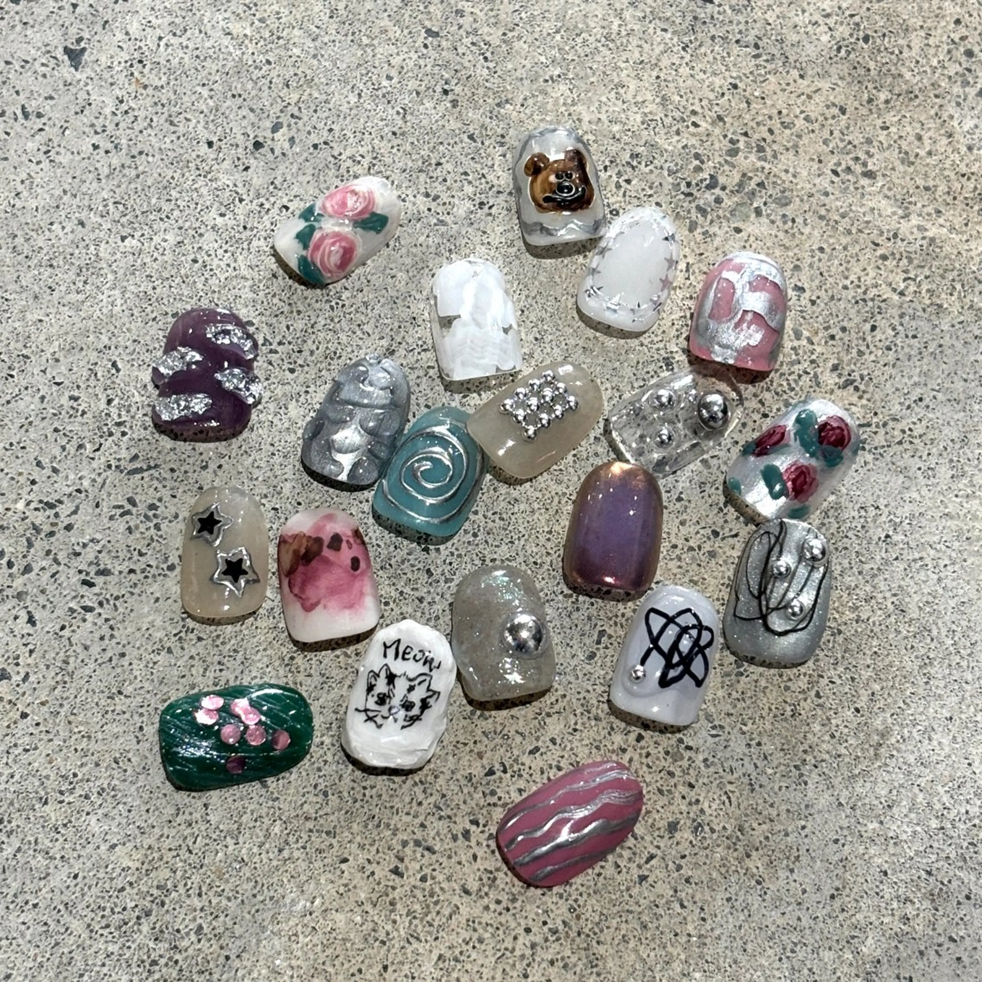 ネイル ハンドネイル hinako /個性派ニュアンスのネイルデザイン