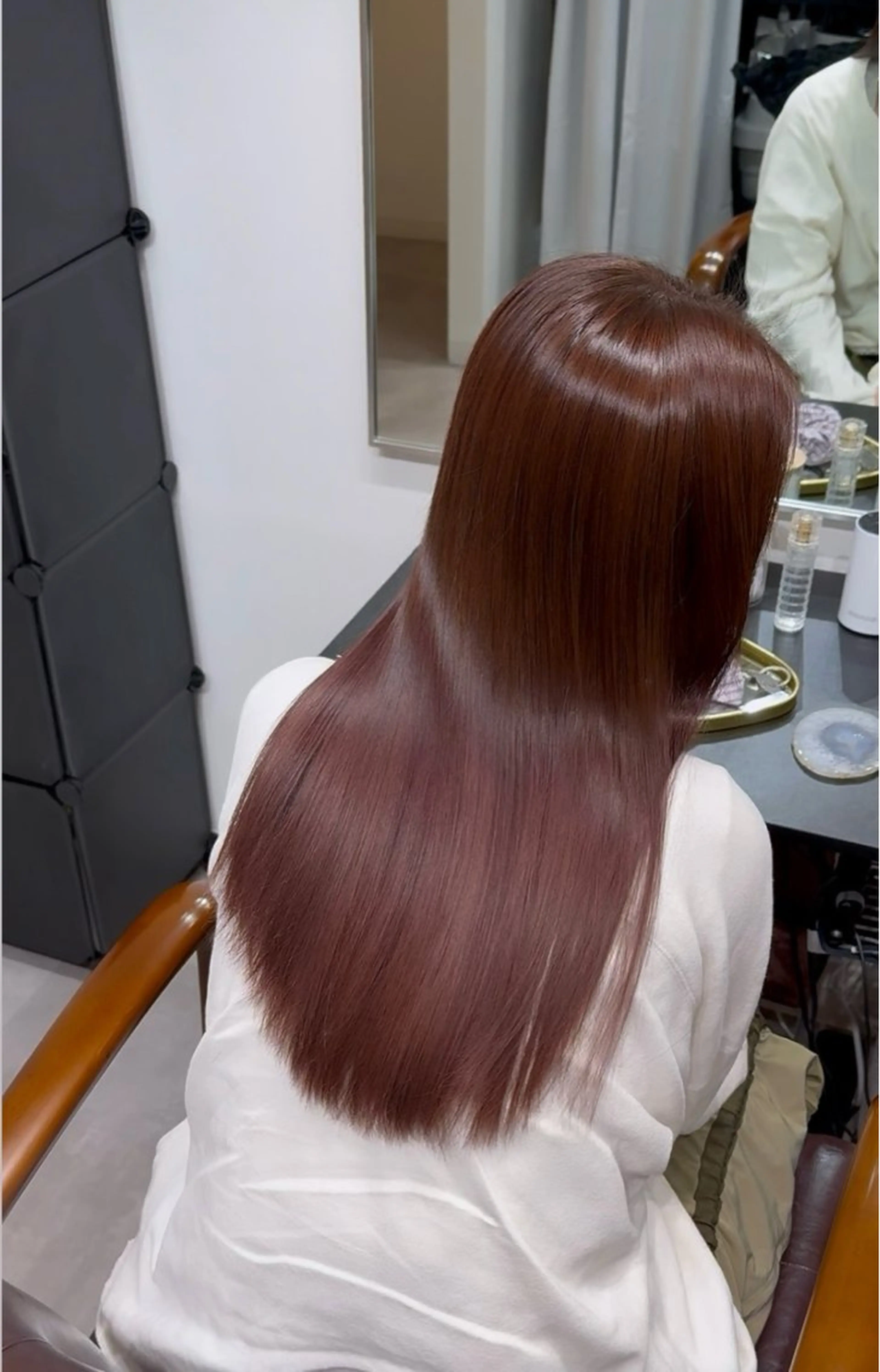 セミロング 【20代ダメージ毛に 髪質改善】のヘアスタイル