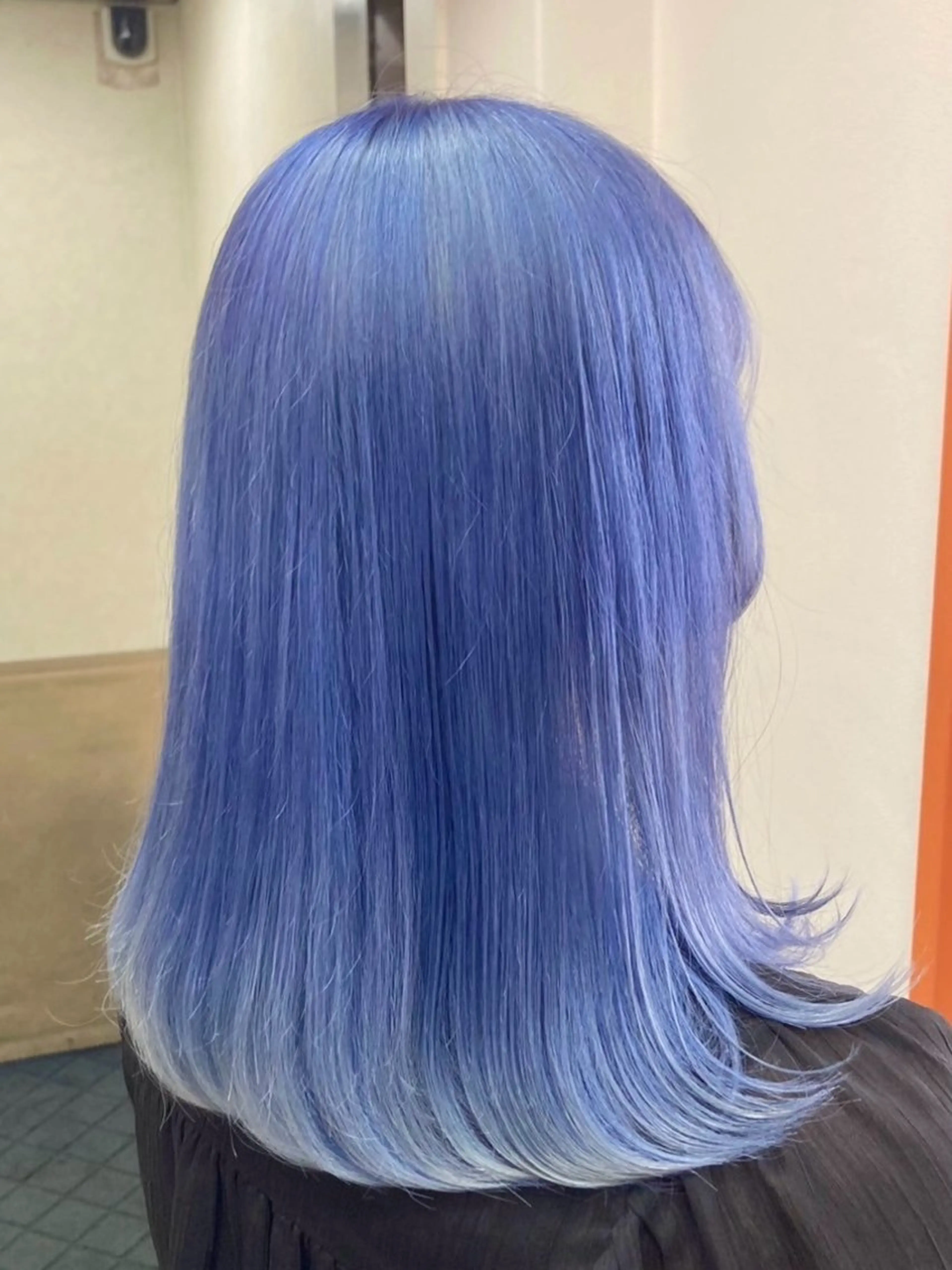 カラー 八馬 那由多のヘアスタイル