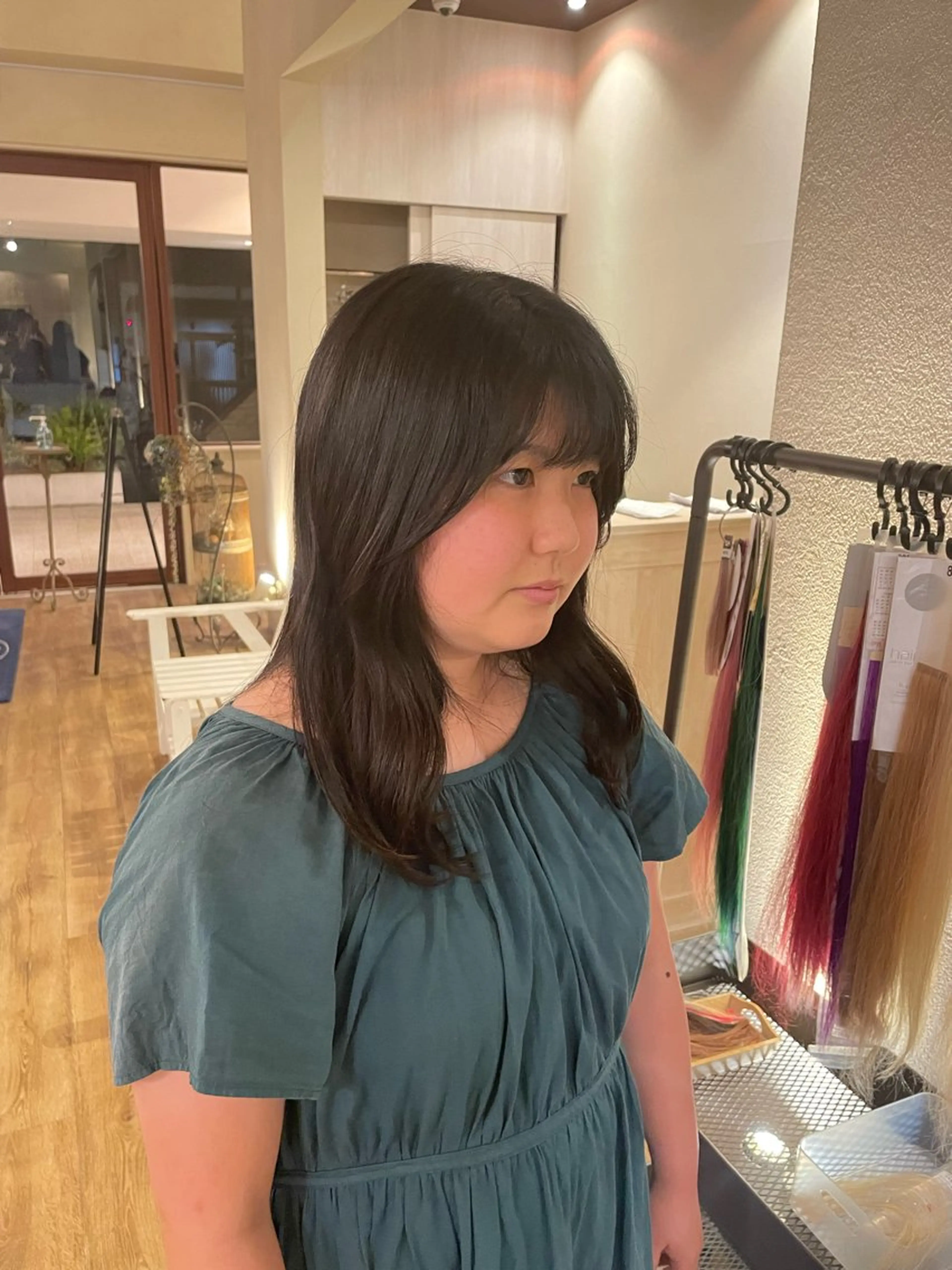 ミディアム mahae 林のヘアスタイル