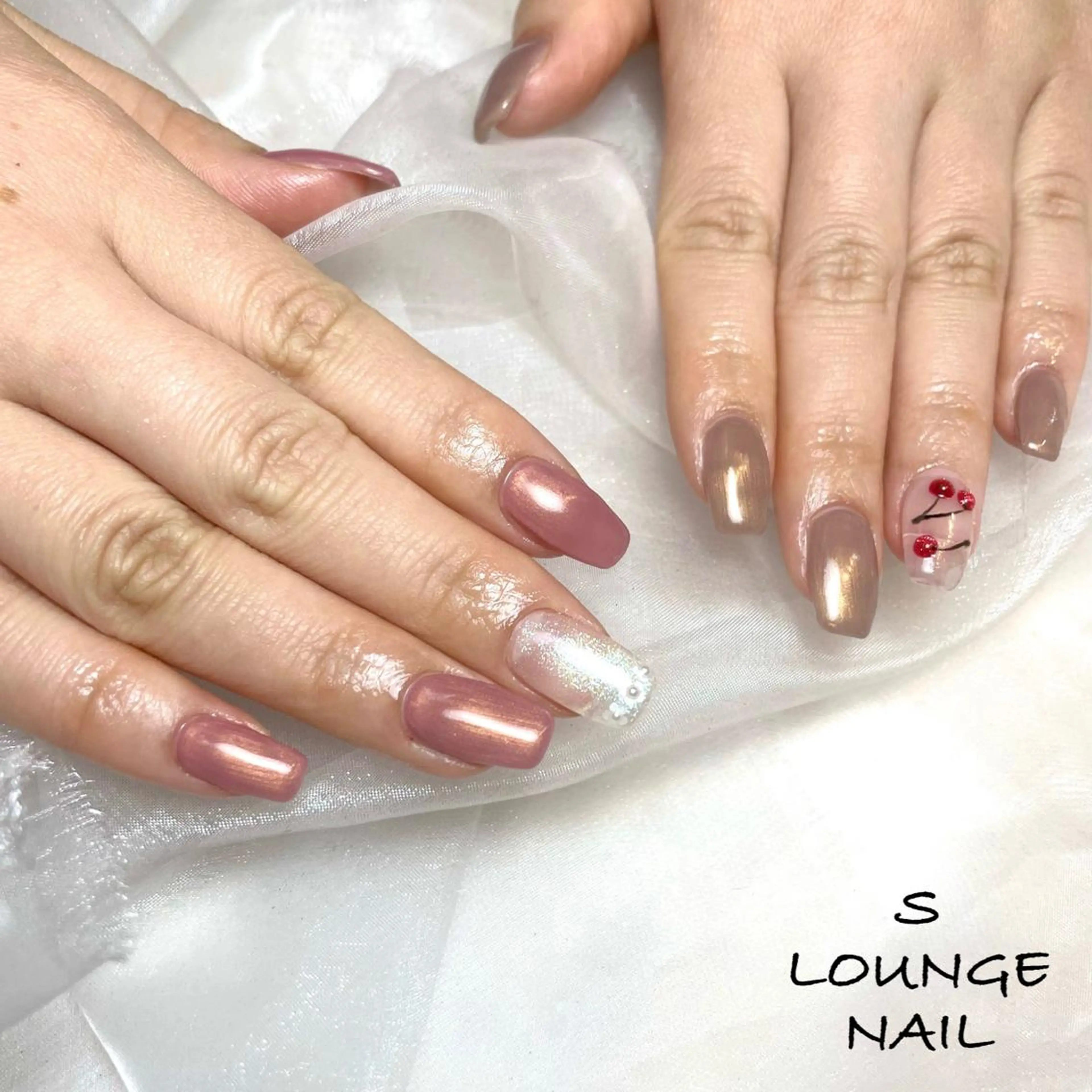 ネイル アートネイル ハンドネイル フットネイル S LOUNGE NAIL所属・パーツたくさん🍓 SUMIのネイルデザイン
