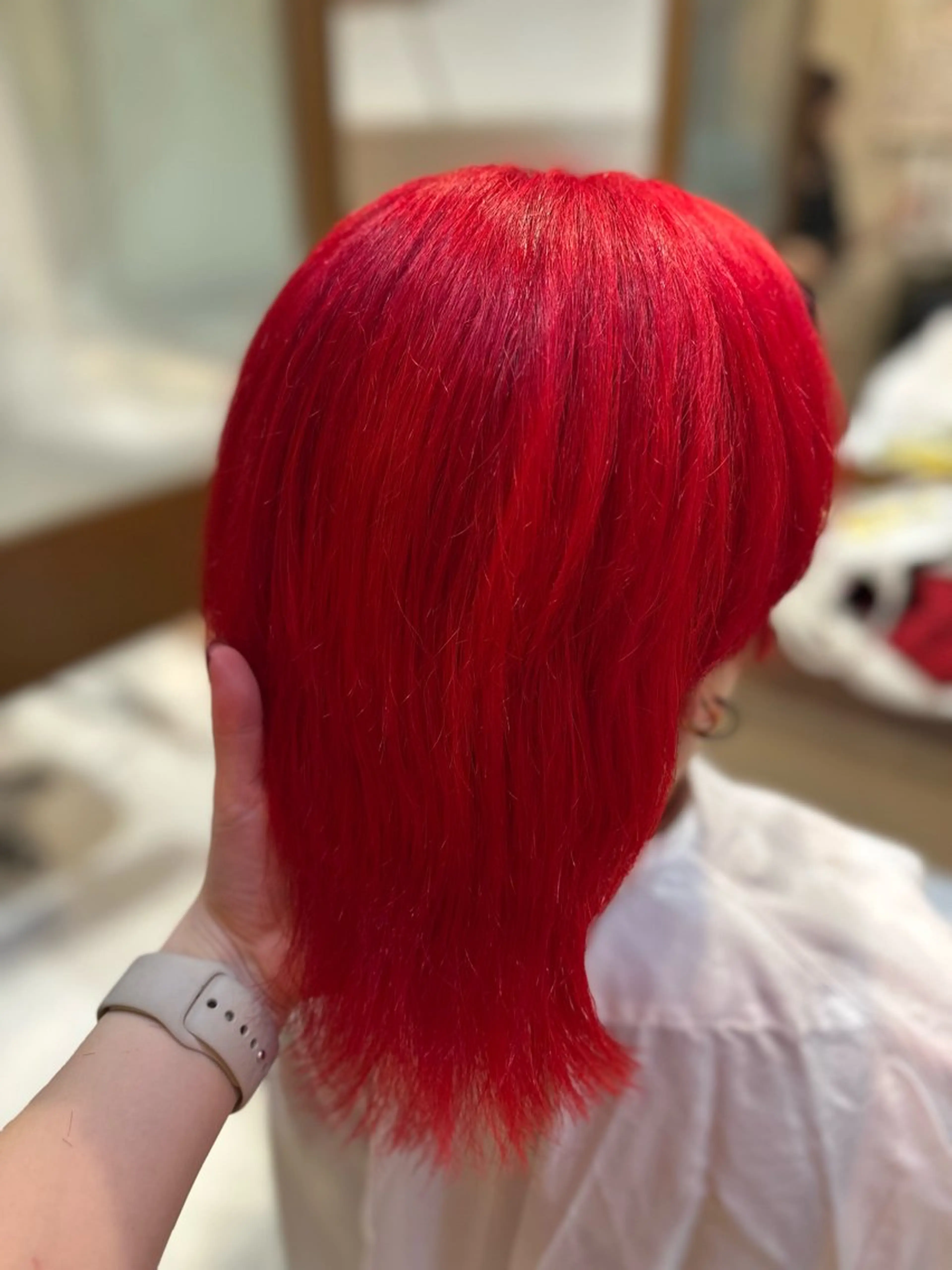 カラー ハイトーン/デザイン KURUMIのヘアスタイル