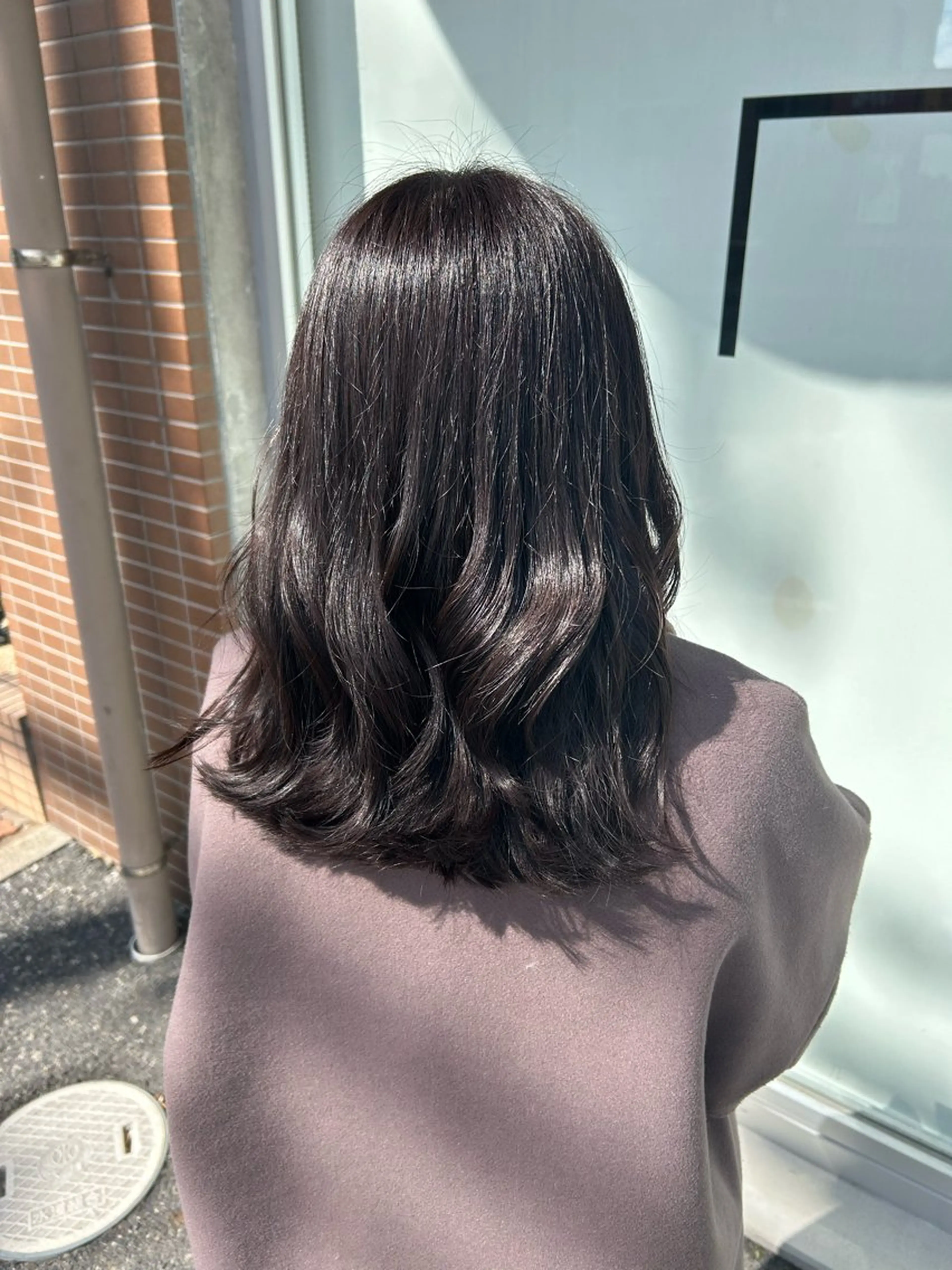 ミディアム カラー 凸凹 art所属・成田 有沙のヘアスタイル