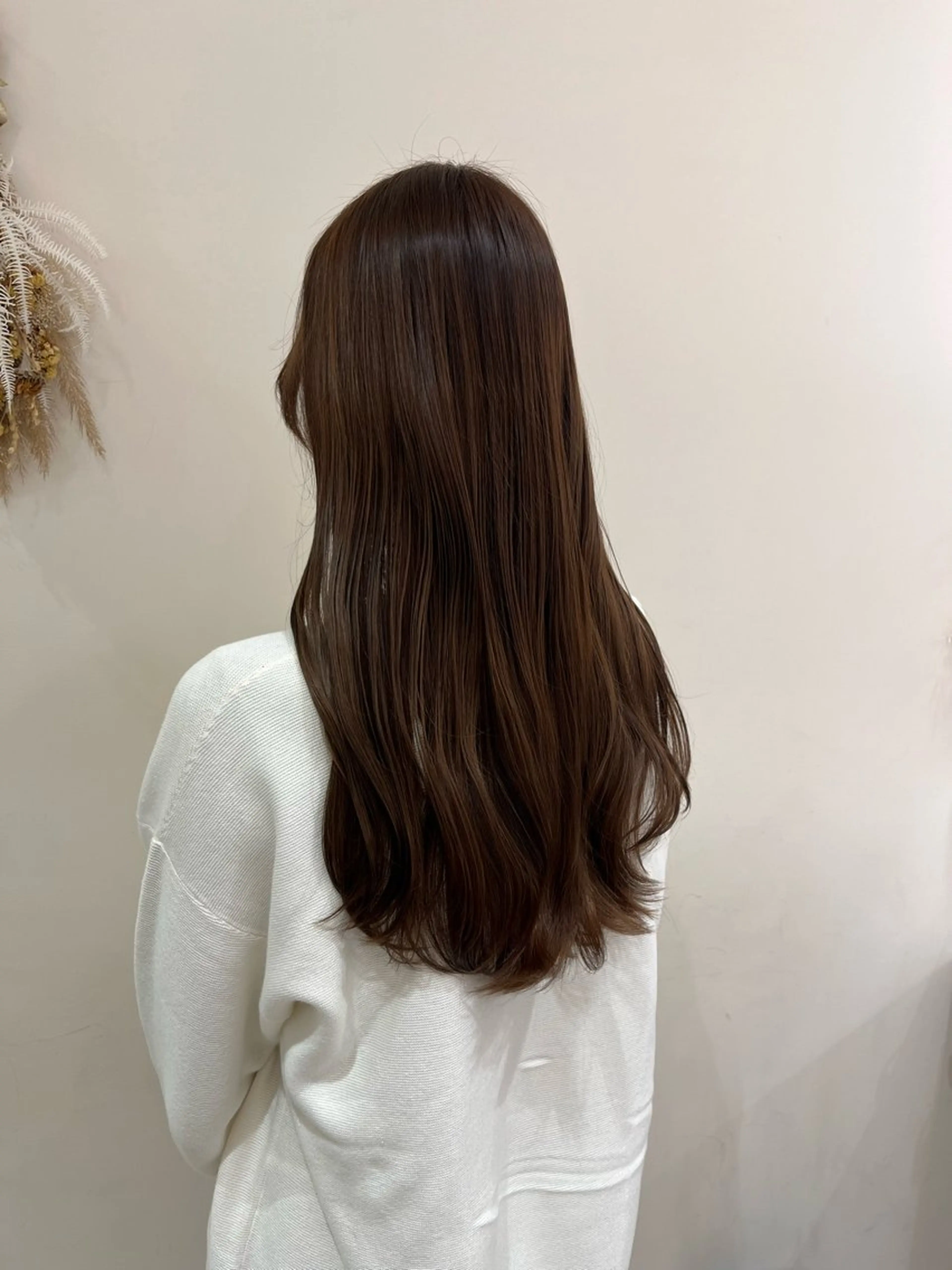 ロング 🫧オリーブカラー/ 酸性縮毛矯正銀座🫧のヘアスタイル