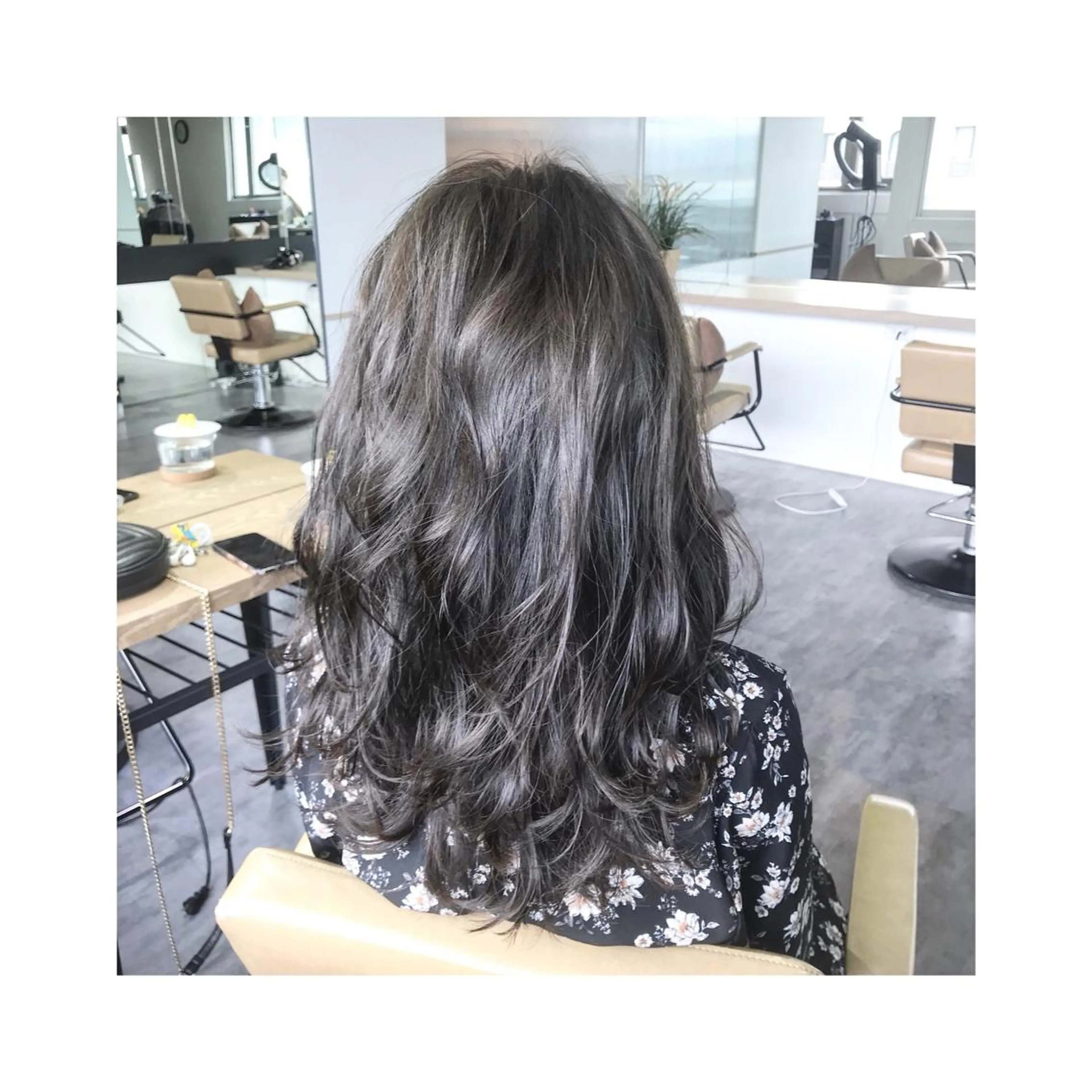 カラー 武田涼レイヤーカット 髪質改善×縮毛矯正のヘアスタイル