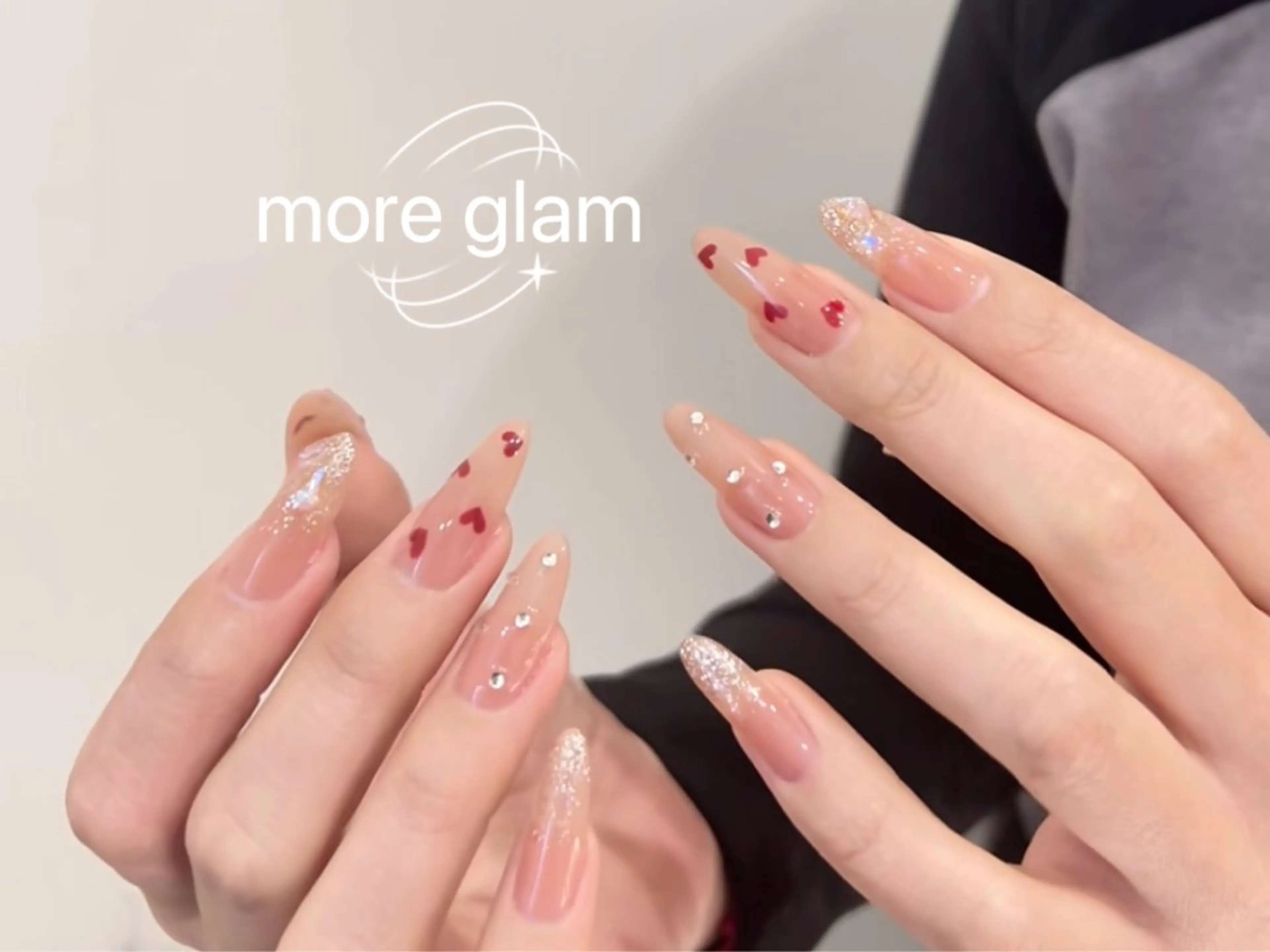 ミディアム more glam 原宿店のネイルデザイン
