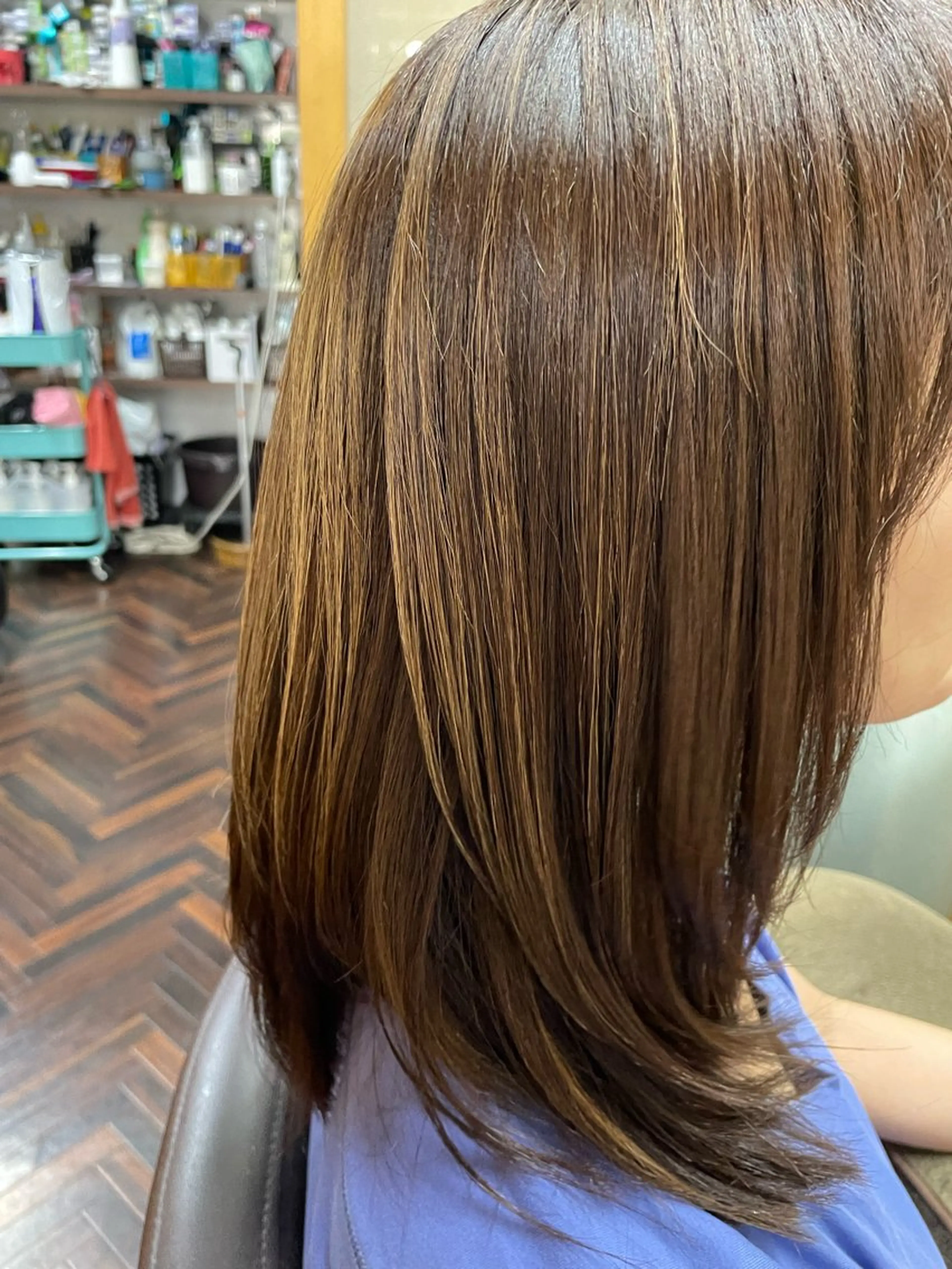 セミロング カラー katae sayoriのヘアスタイル